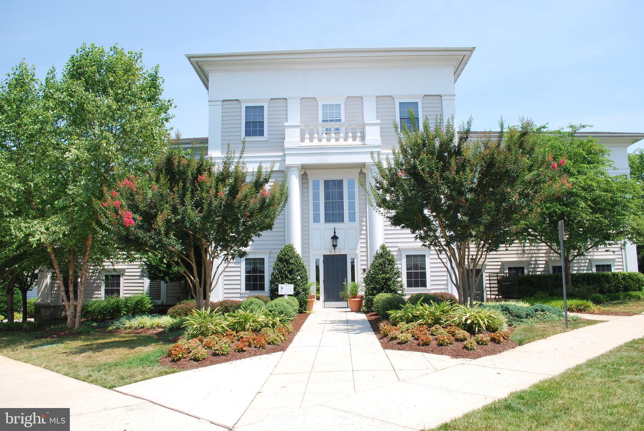 LAKELANDS - Residential