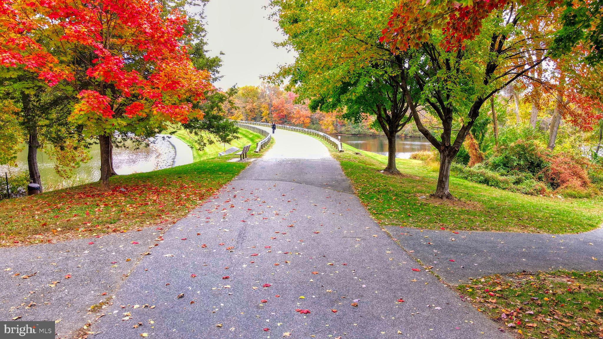 LAKELANDS - Residential