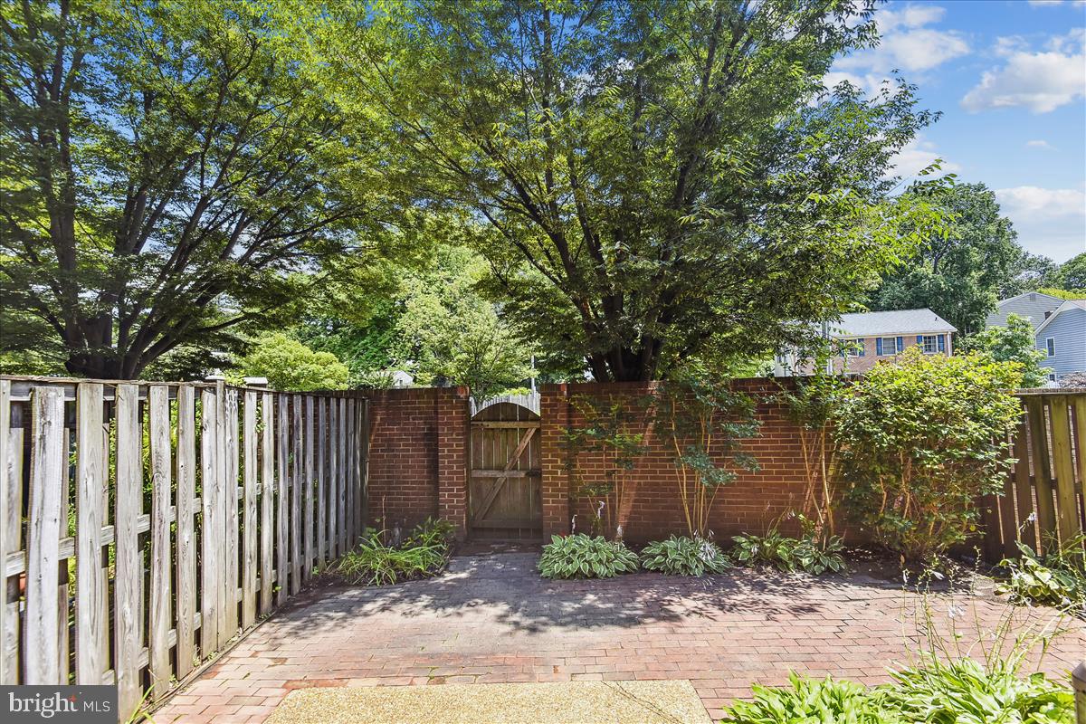 SYCAMORE HEIGHTS - Residential