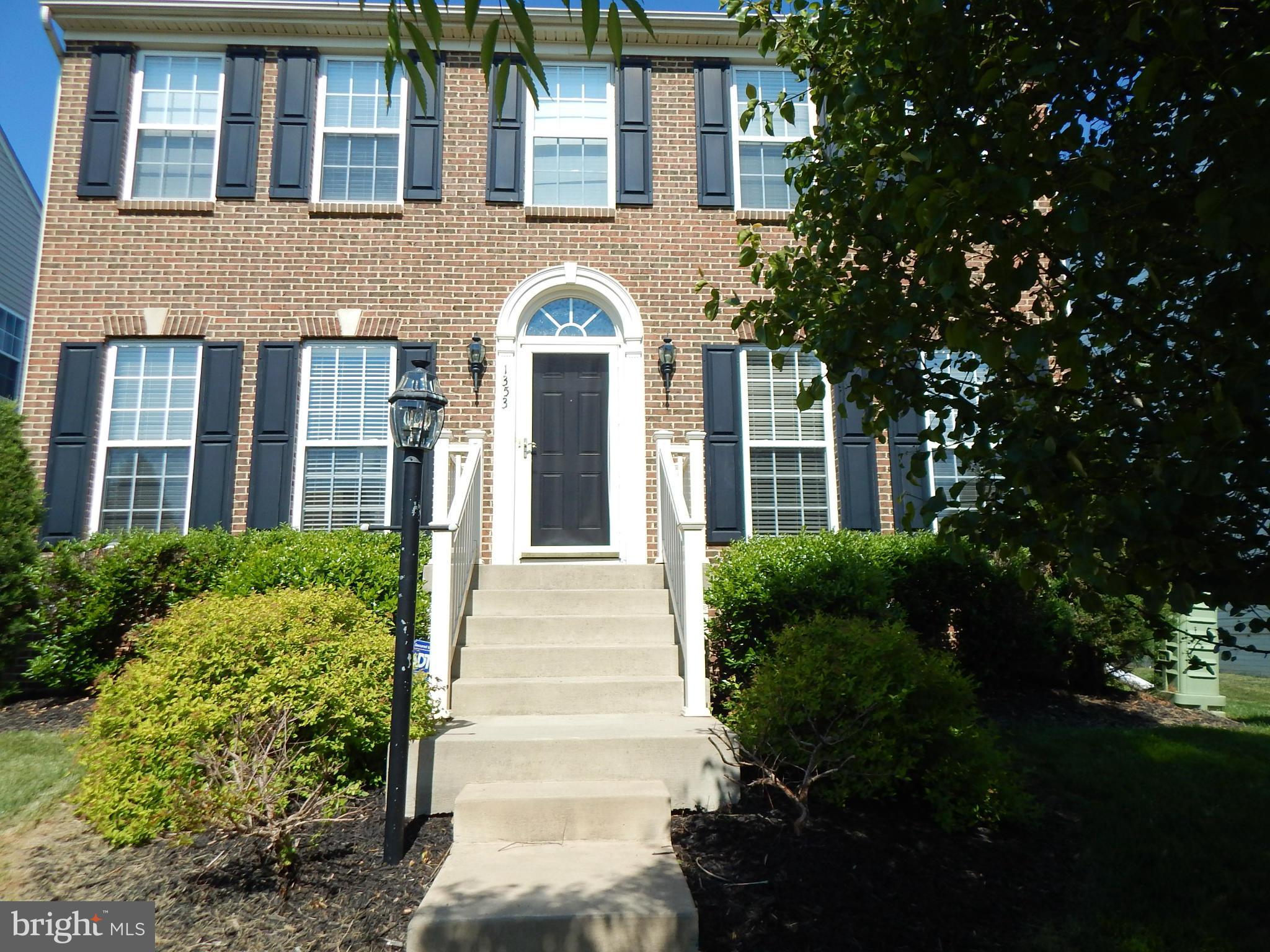 LAKELAND PLACE - Residential