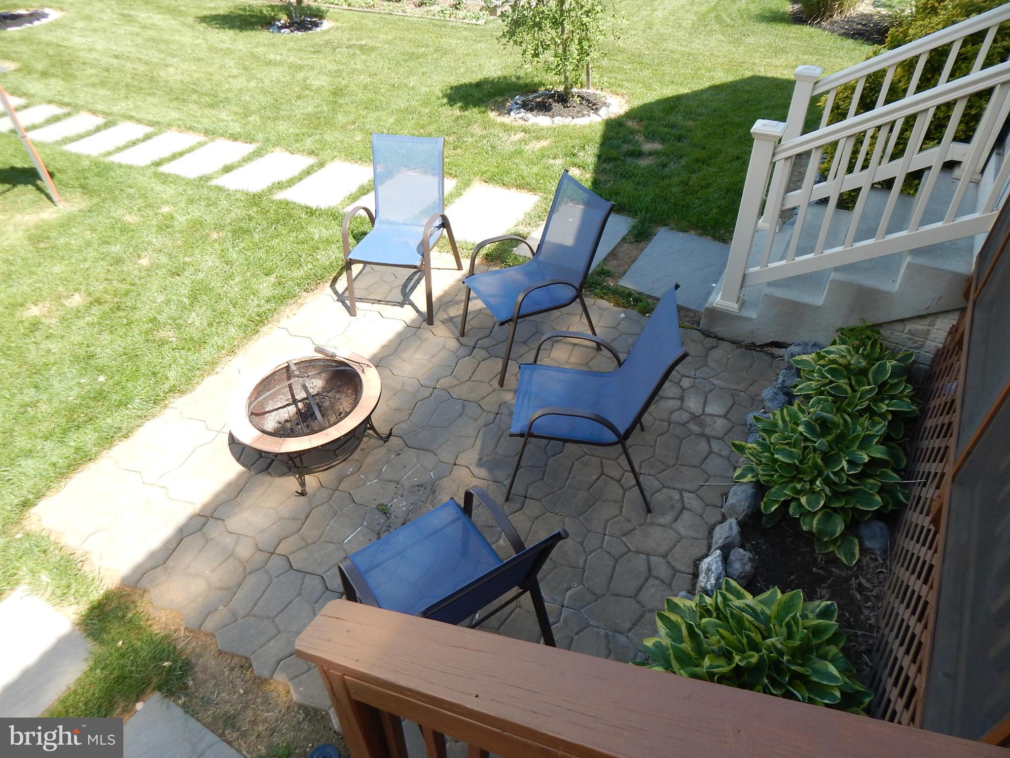 LAKELAND PLACE - Residential