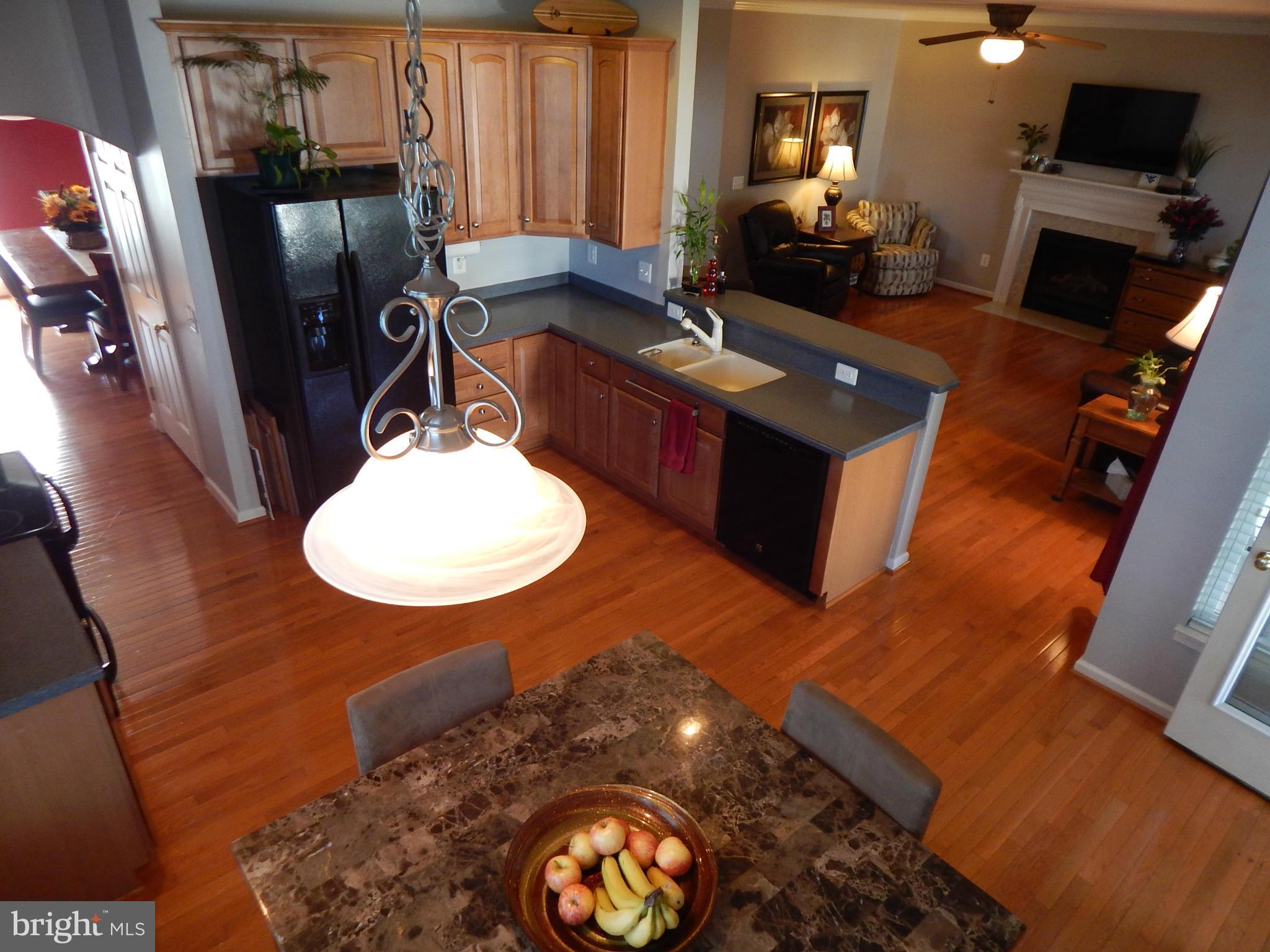 LAKELAND PLACE - Residential