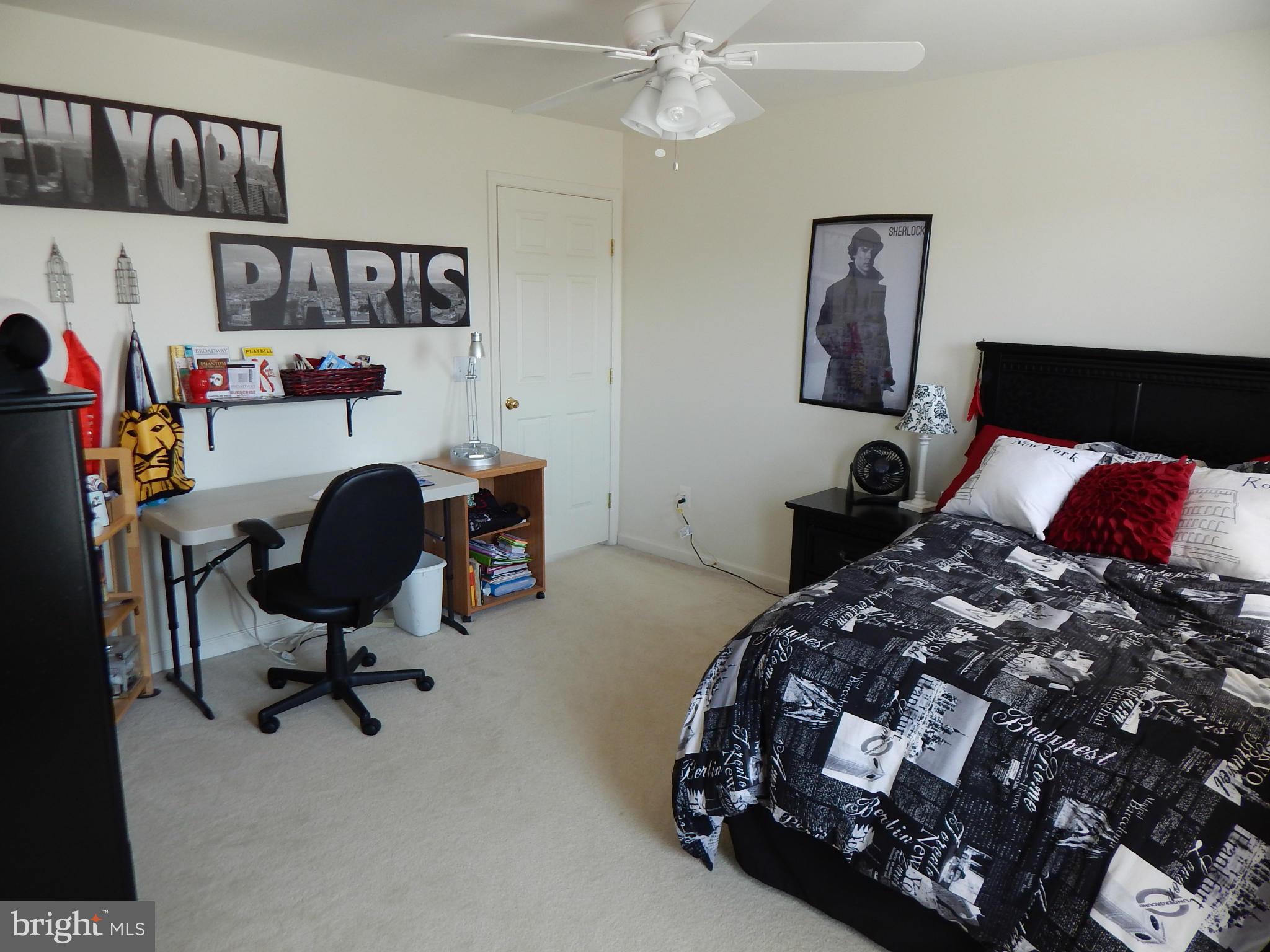 LAKELAND PLACE - Residential