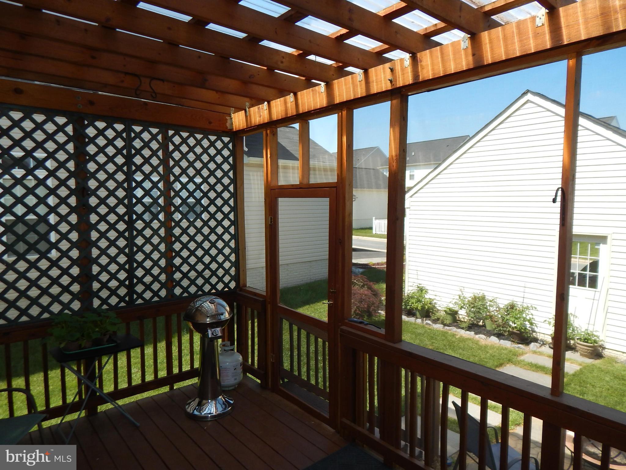 LAKELAND PLACE - Residential