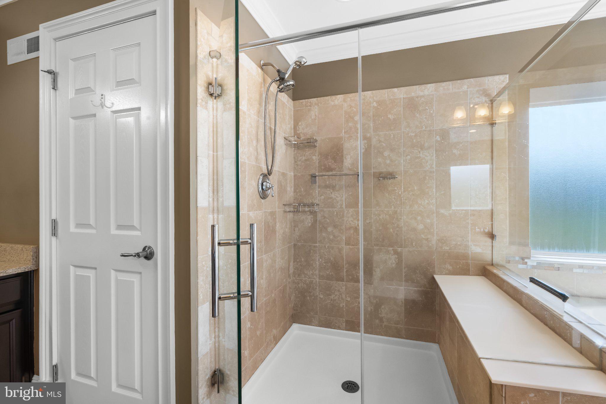 APPLECROSS - Residential