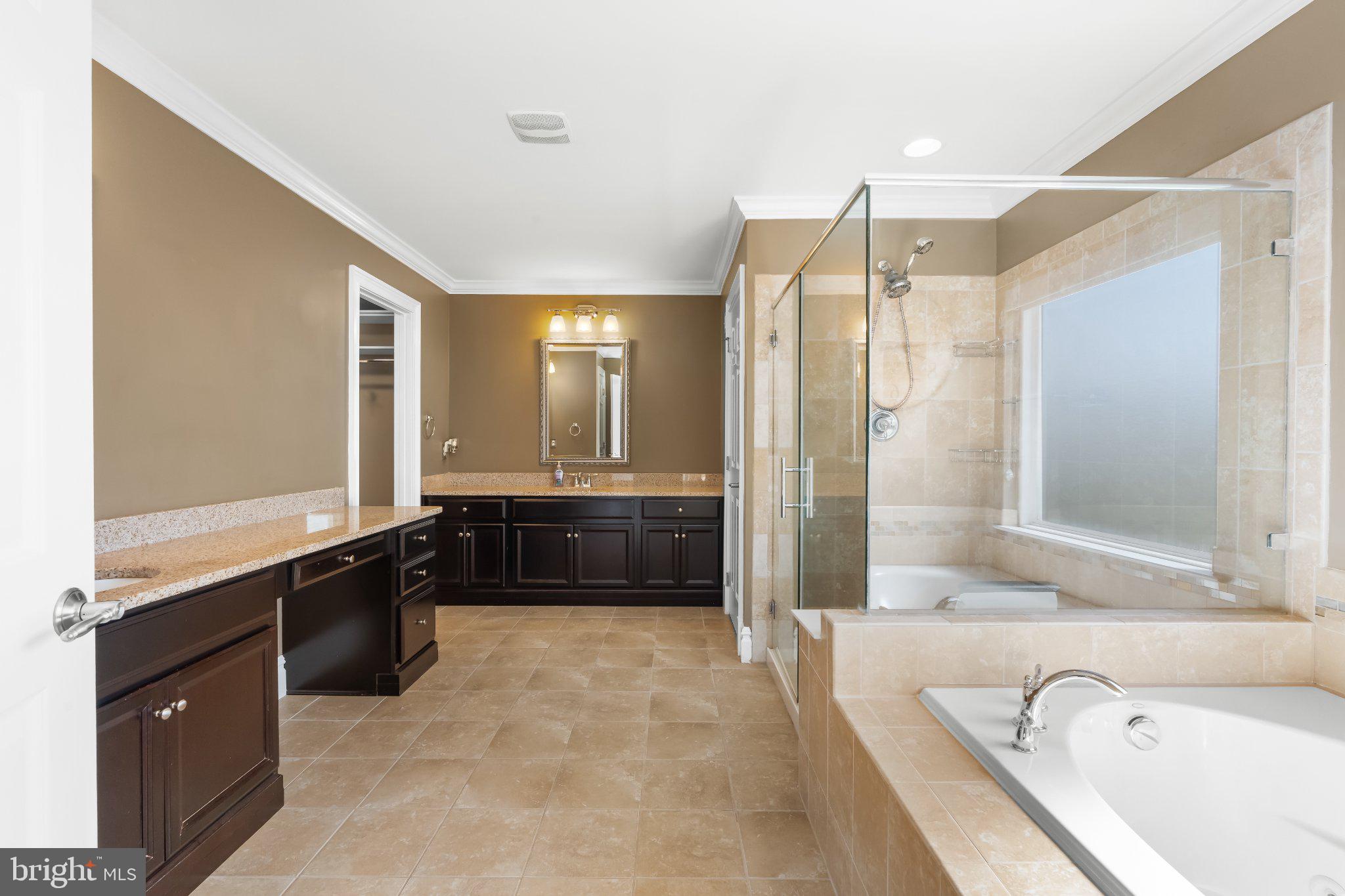 APPLECROSS - Residential