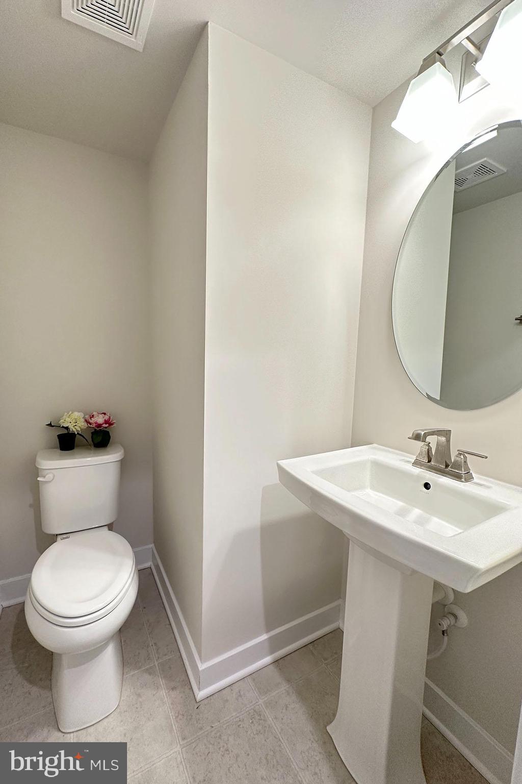 ARCADIA NORTH - Residential Lease