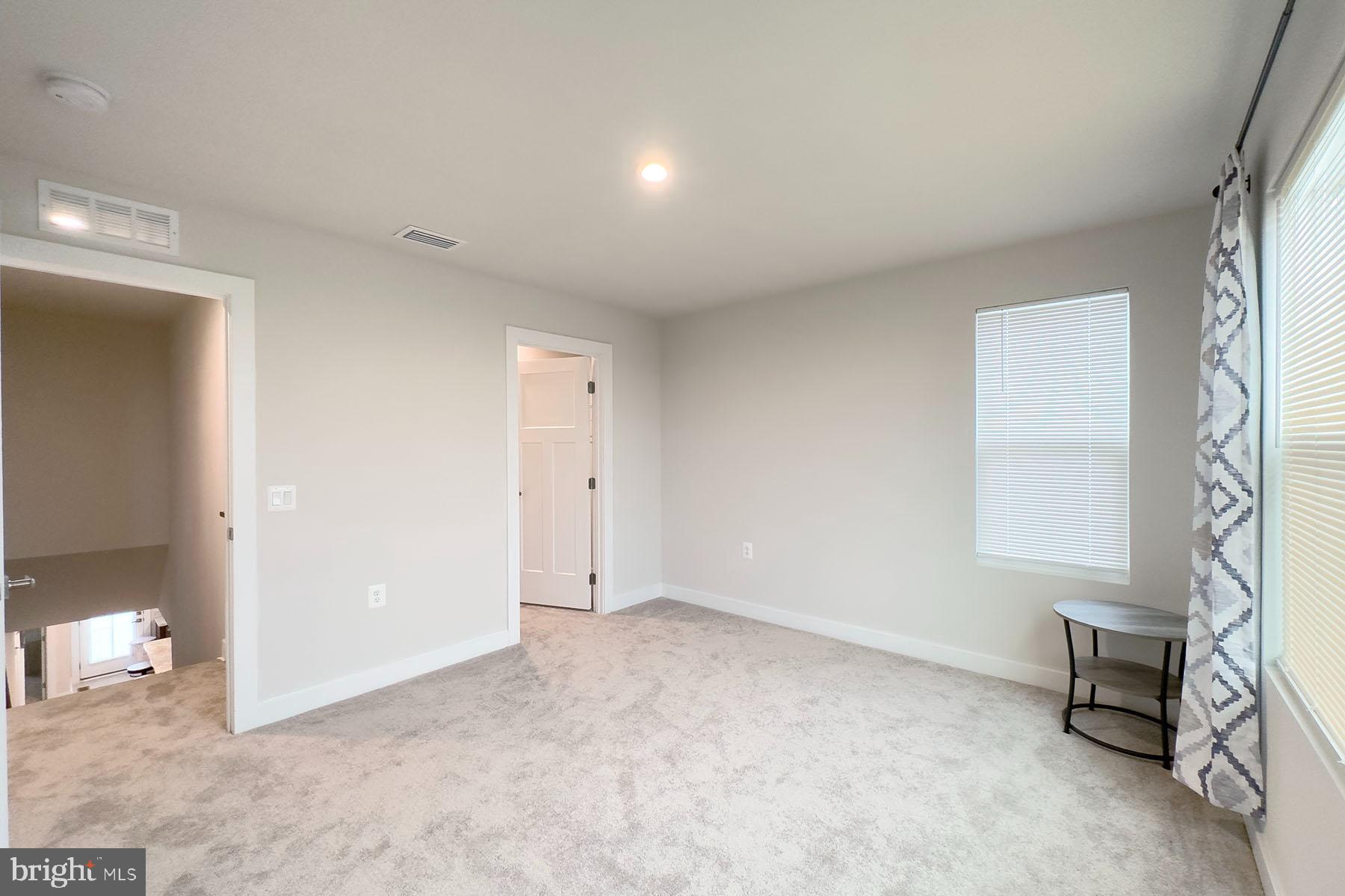 ARCADIA NORTH - Residential Lease