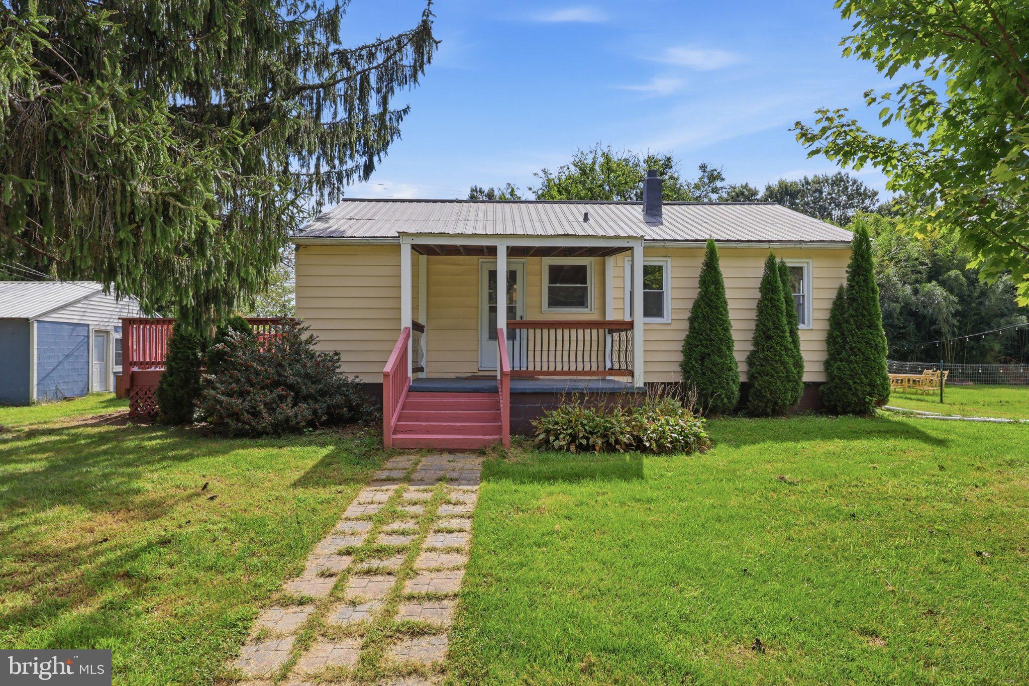 1402 CRANBERRY ROAD