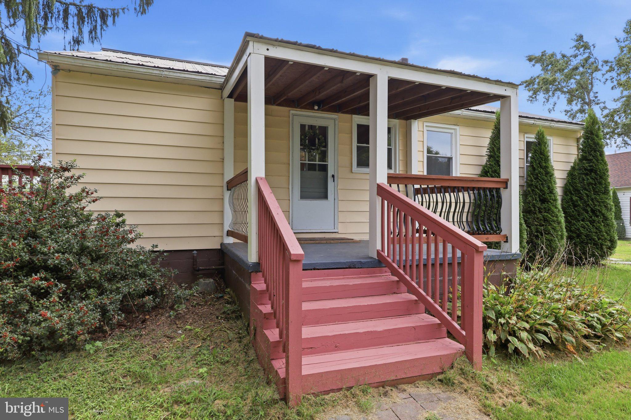 1402 CRANBERRY ROAD