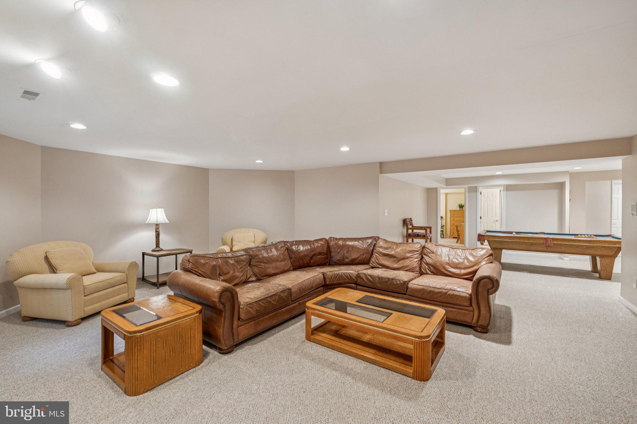 AVENEL - Residential