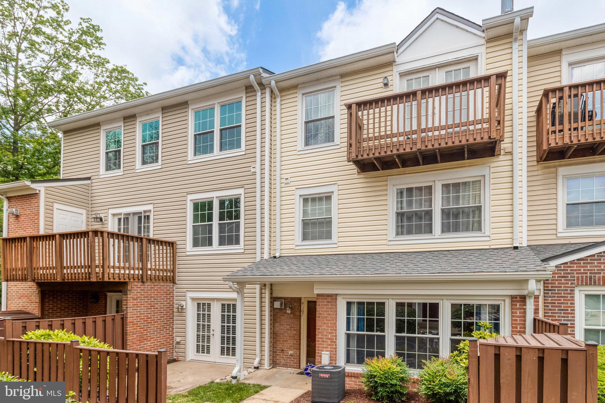 Welcome to Somerset at Westridge, a spacious 3 level townhouse with an open floor plan, the living room features a white washed wood-burning fireplace and natural light which leads into the dining room extending to luxury plank flooring into both spaces. The gourmet kitchen opens into dining room and is complete with slate stone flooring, granite counters, recessed lighting, stainless steel appliances, gas cooking and a pantry. The main level is finished with an expansive multi-purpose room off the living room that can be used as a den, family room, home office, gym or guest room leading to a walk out patio. The second level has two finished bedrooms, laundry room, and a beautiful bathroom with cherry wood vanity, modern lighting and ceramic tile floors and shower. Primary Suite with luxury bathroom , vaulted ceiling with walk out balcony, 2 assigned parking spaces, Front lawn care, Please have your clients use the Rentspree application and include you as their agent. Enjoy the Club House, Common Grounds, Lake, Party Room, Outdoor Pool, Tennis Courts, Tot Lots/Playground. Close to shopping stores and the list goes on! Home needs a little TLC, Motivated Seller
