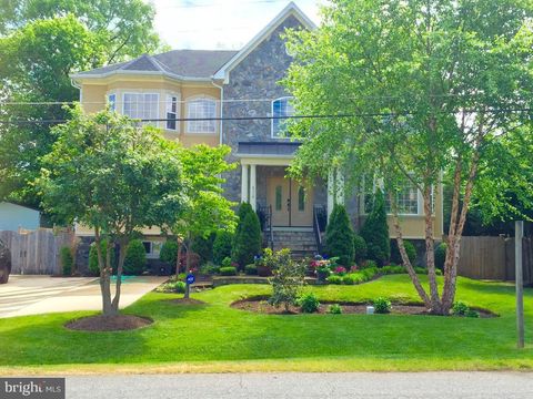 4113 WOODLAND ROAD ANNANDALE VA 22003