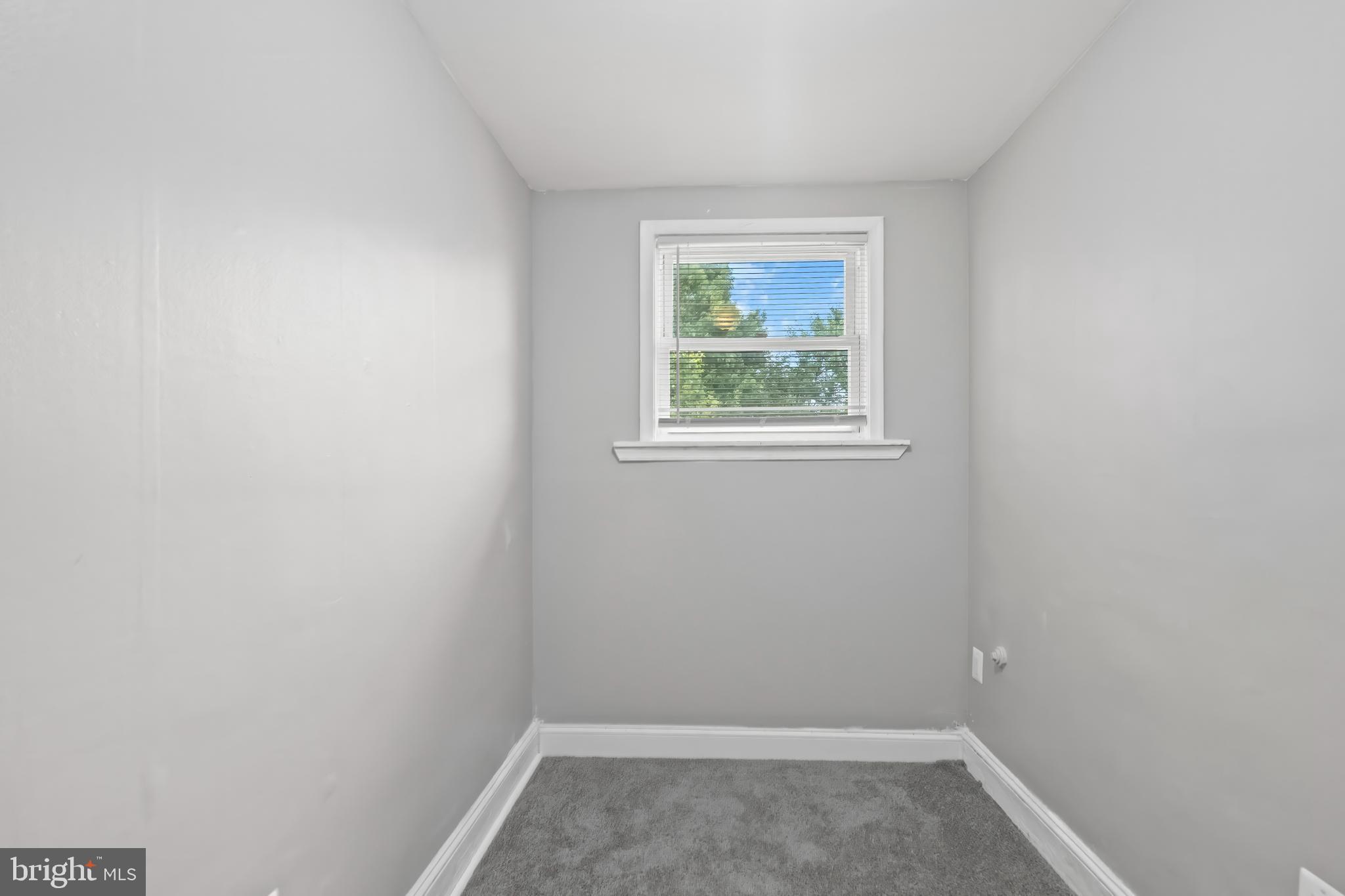 BELAIR-EDISON - Residential Lease