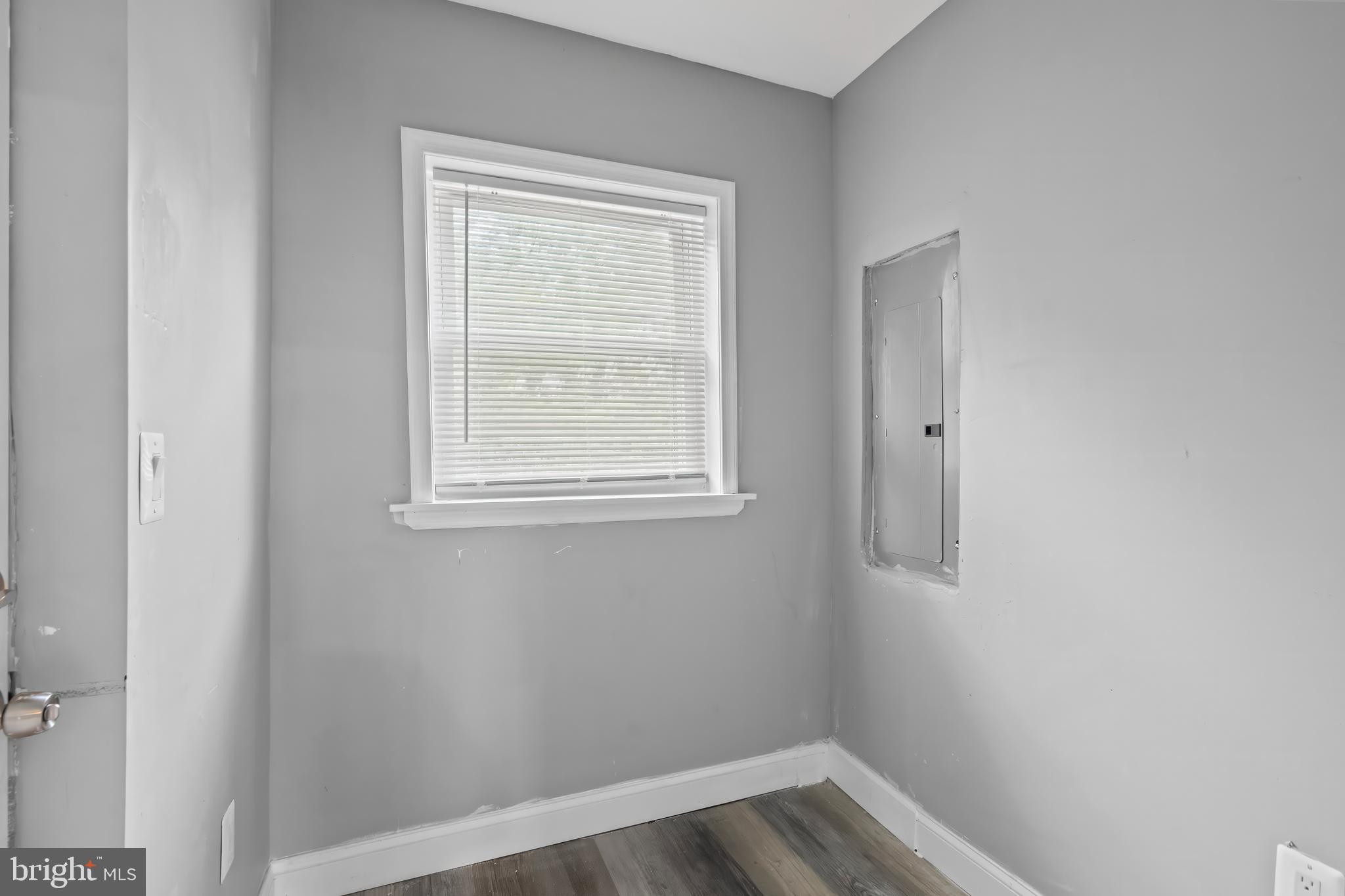 BELAIR-EDISON - Residential Lease