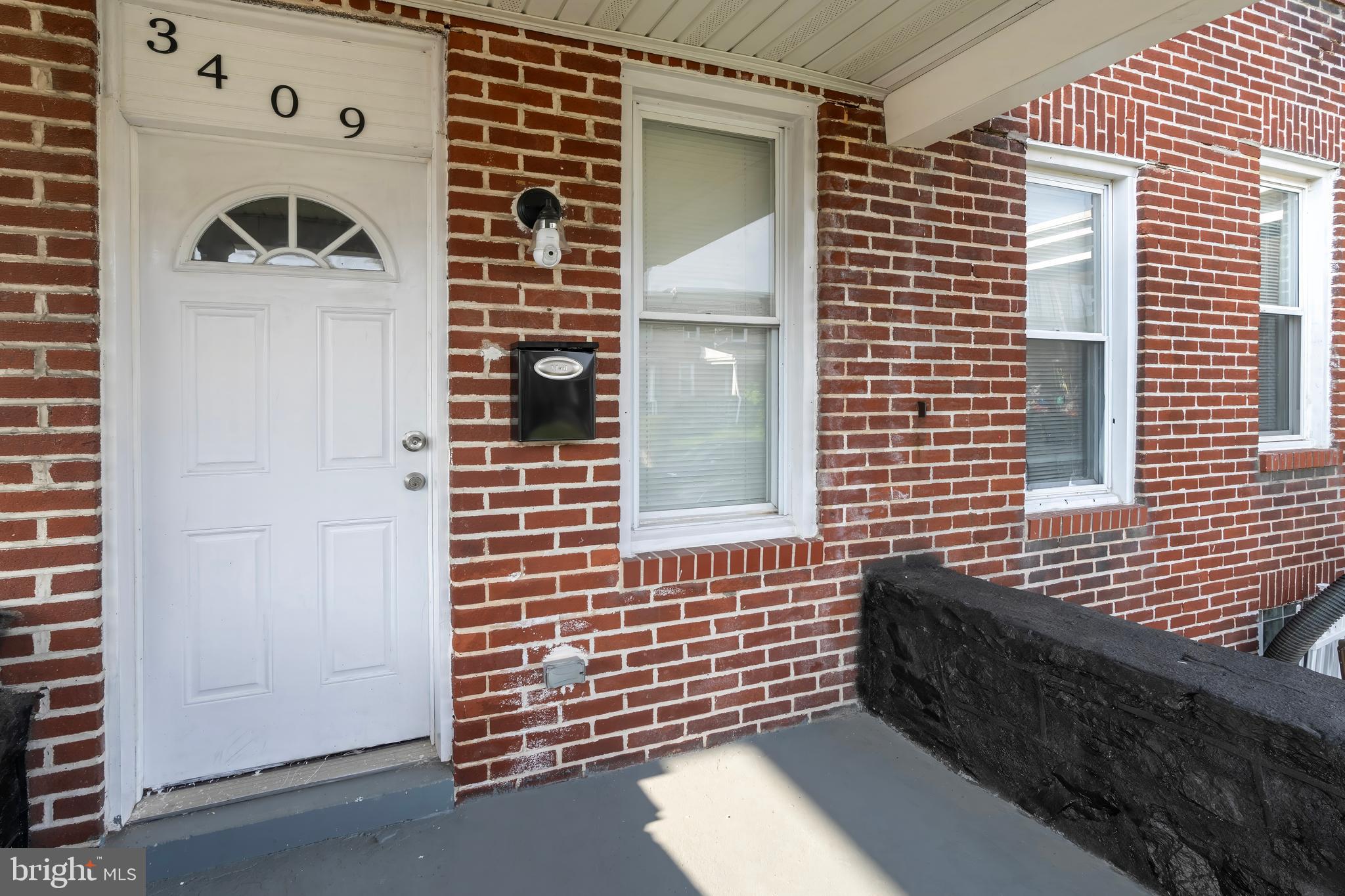 BELAIR-EDISON - Residential Lease