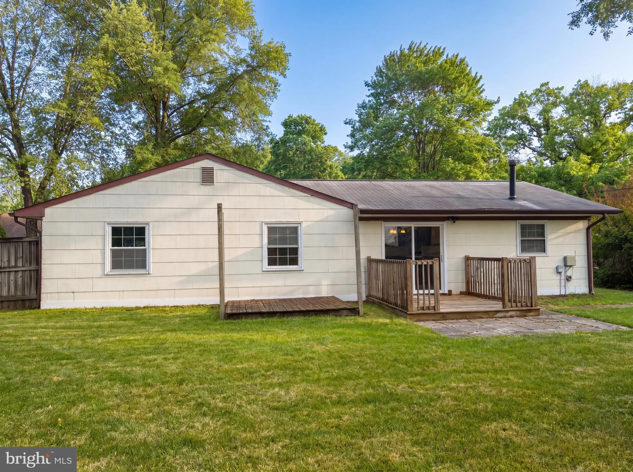 MEADOWBROOK - Residential