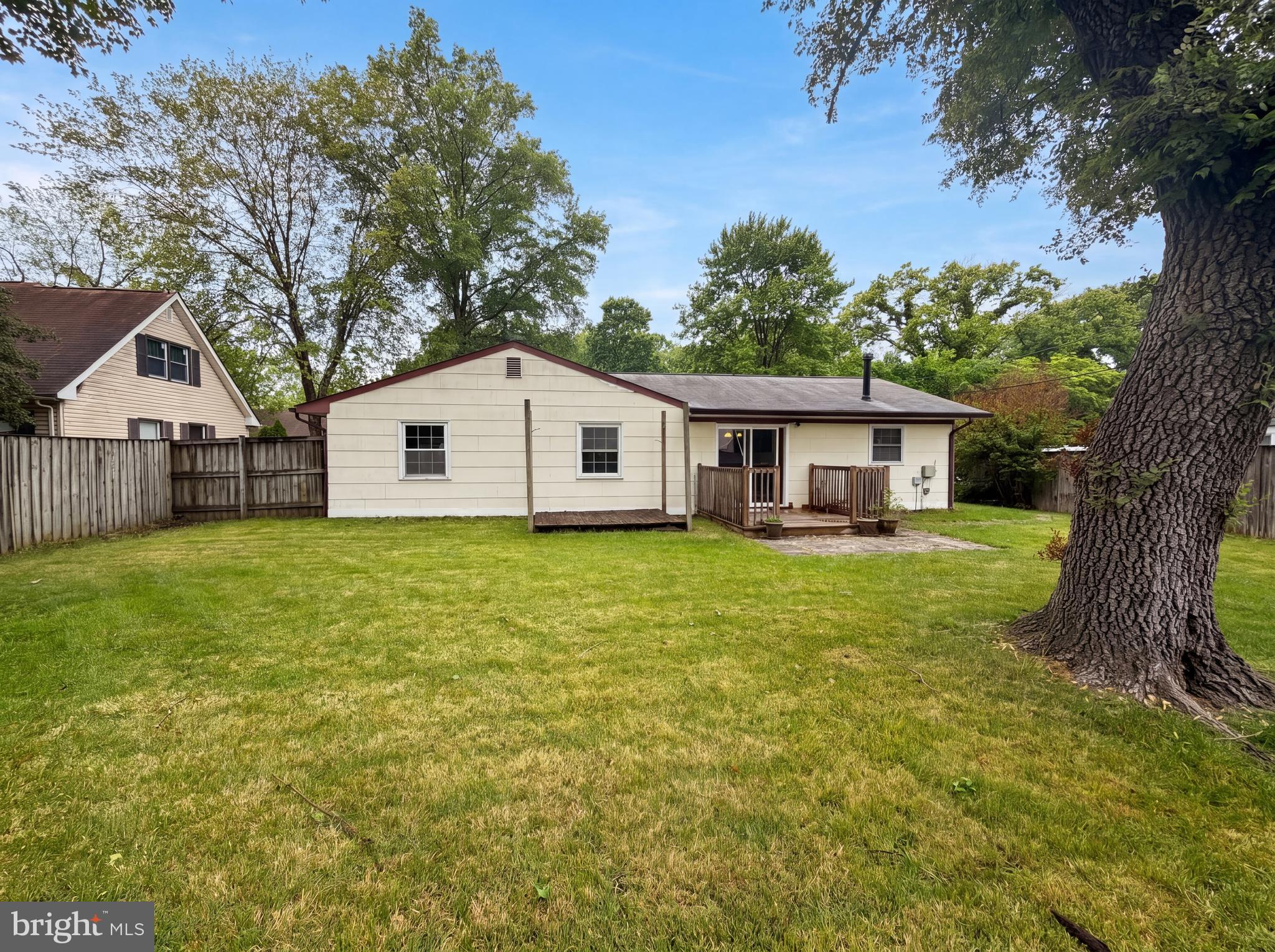 MEADOWBROOK - Residential