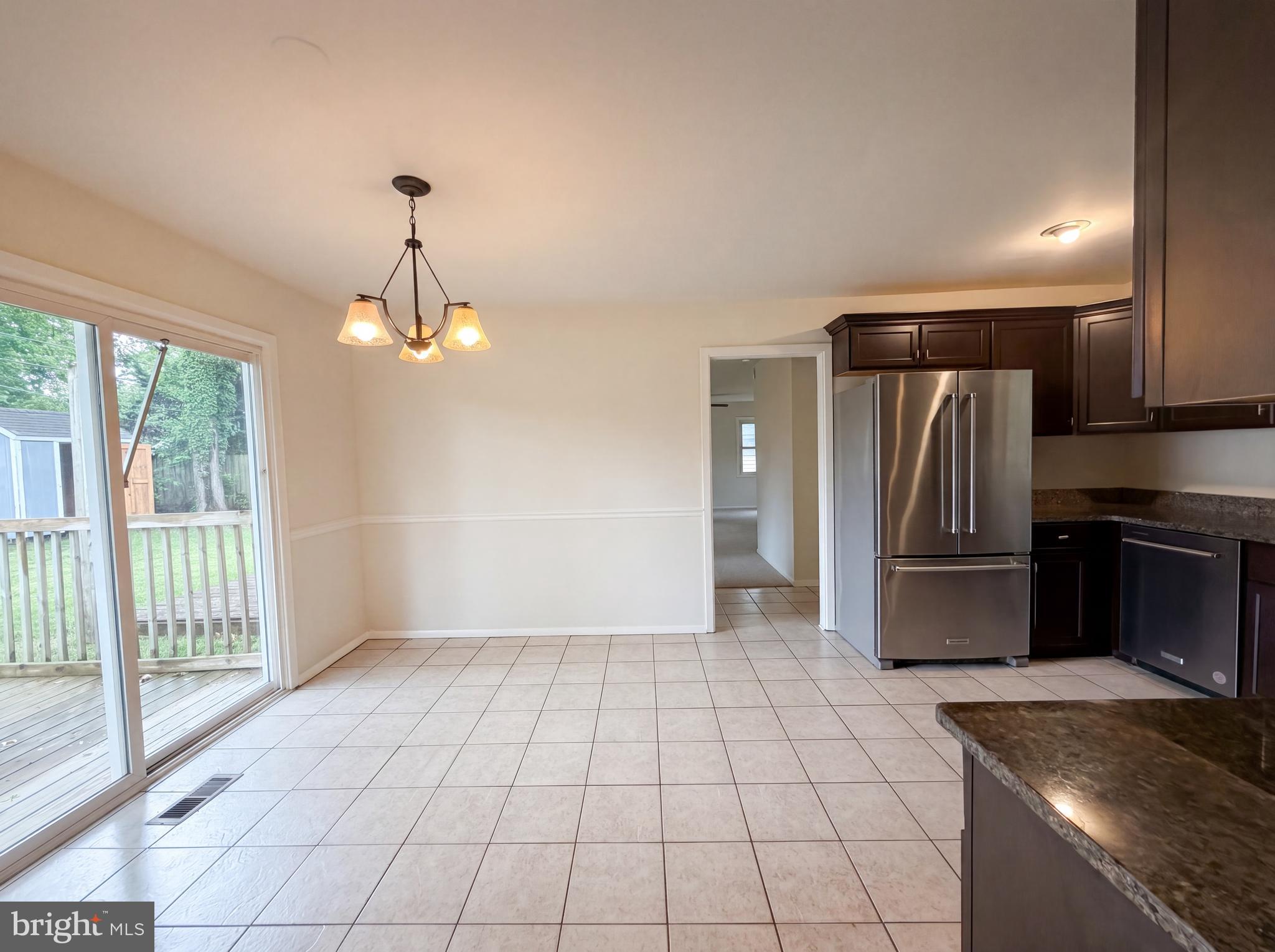MEADOWBROOK - Residential