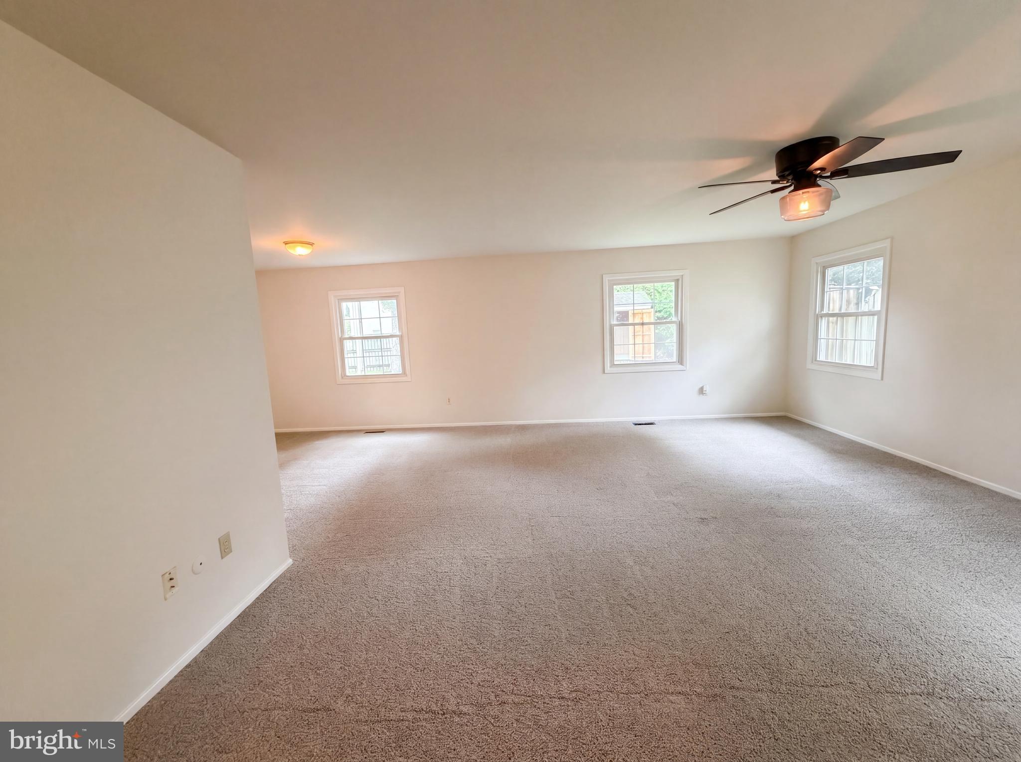 MEADOWBROOK - Residential