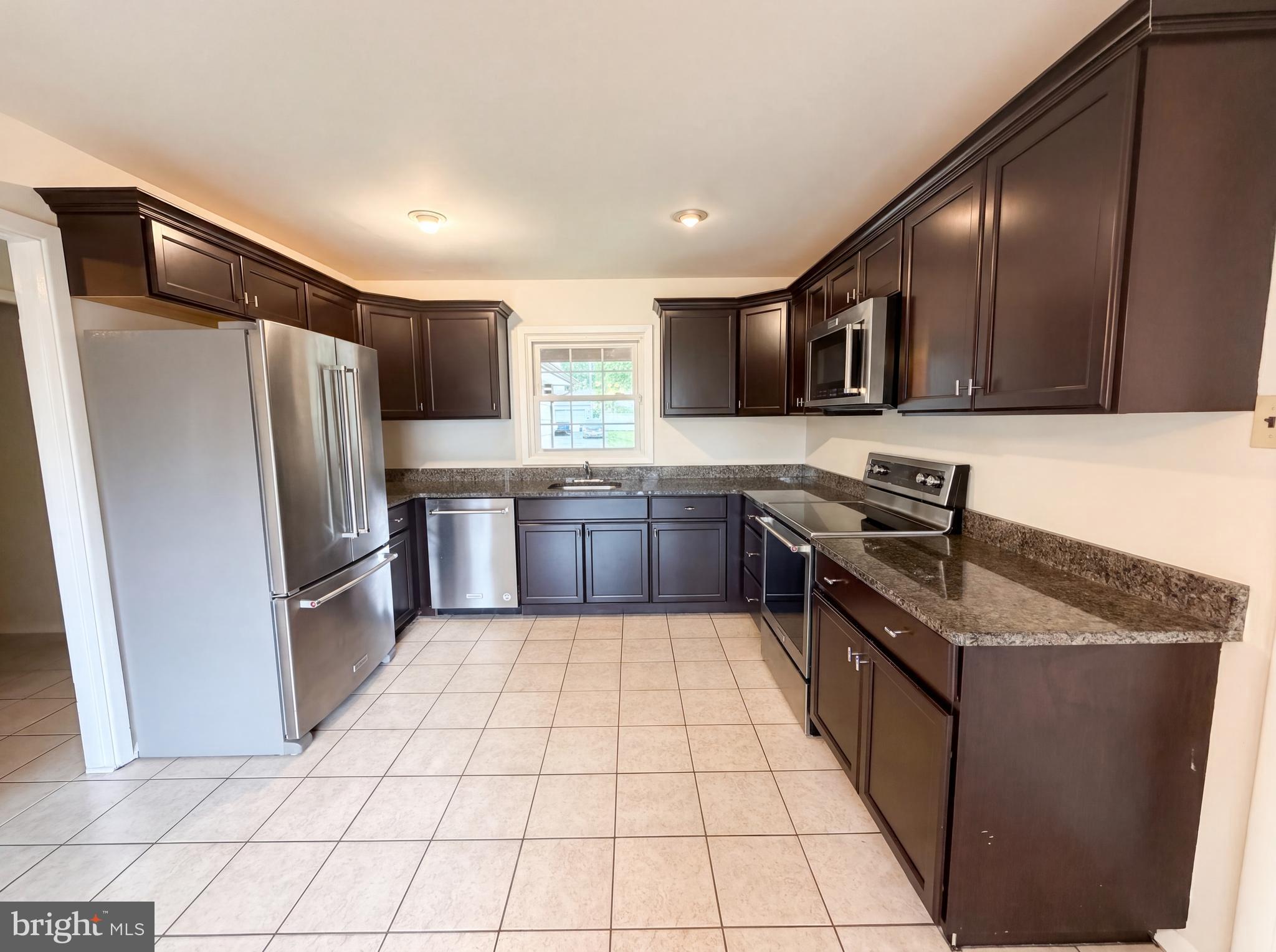 3519 MADONNA LANE