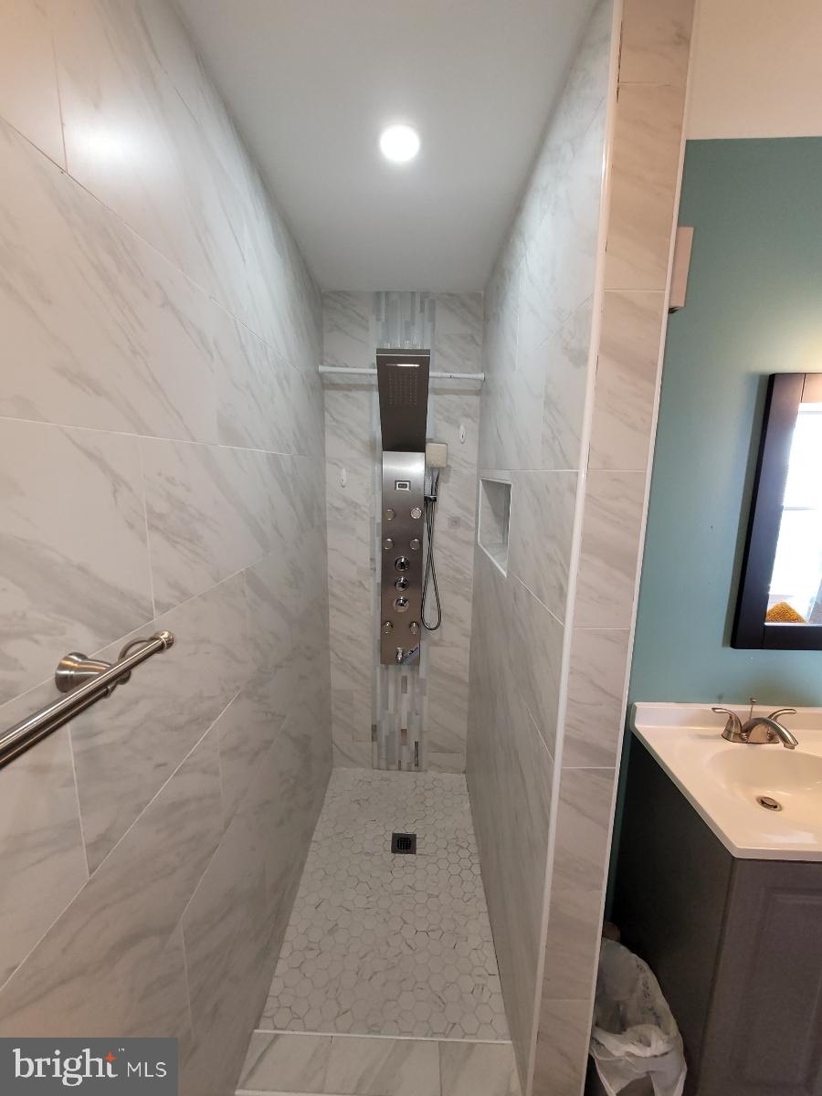 MARLTON - Residential