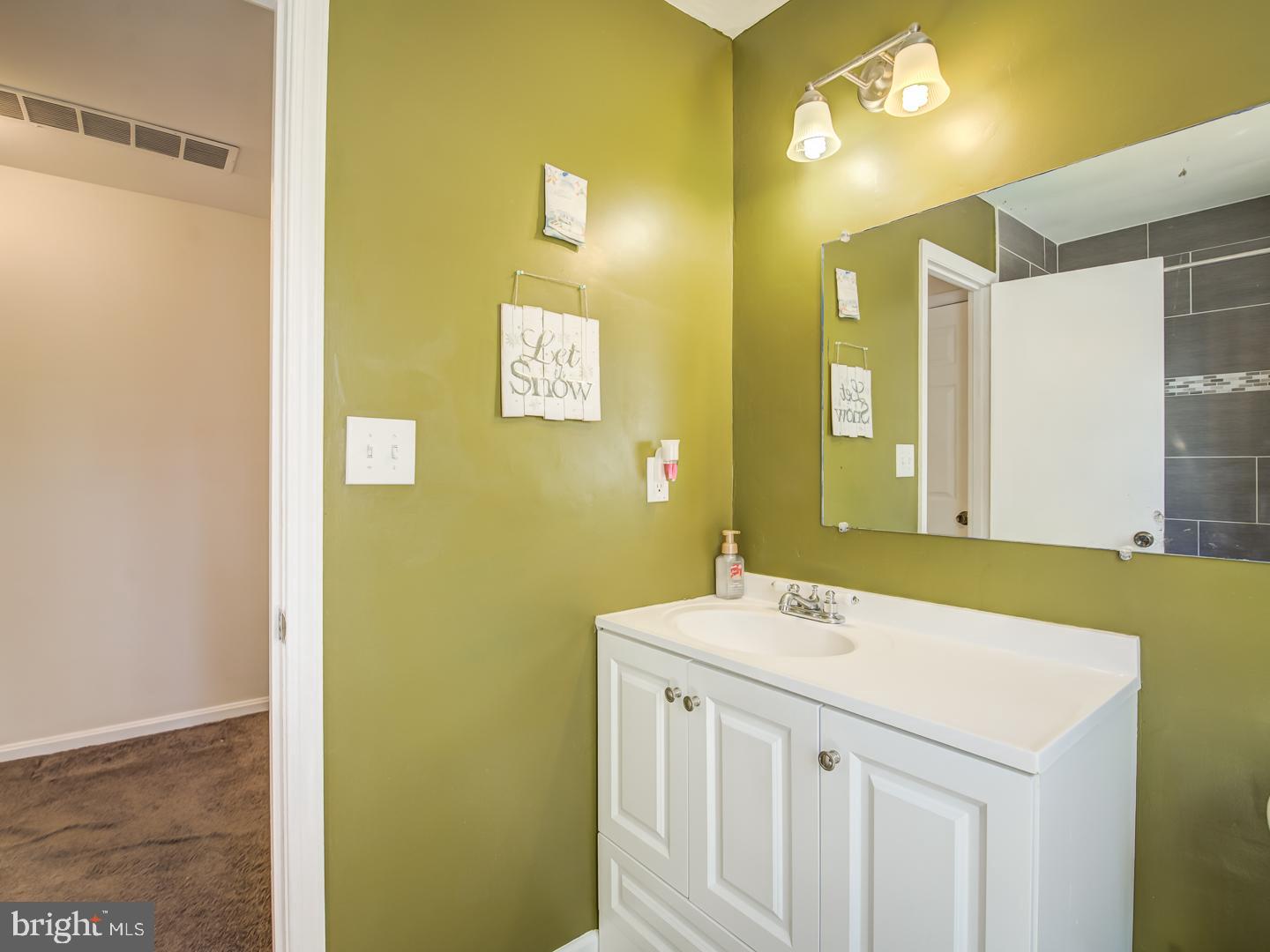 MARLTON - Residential