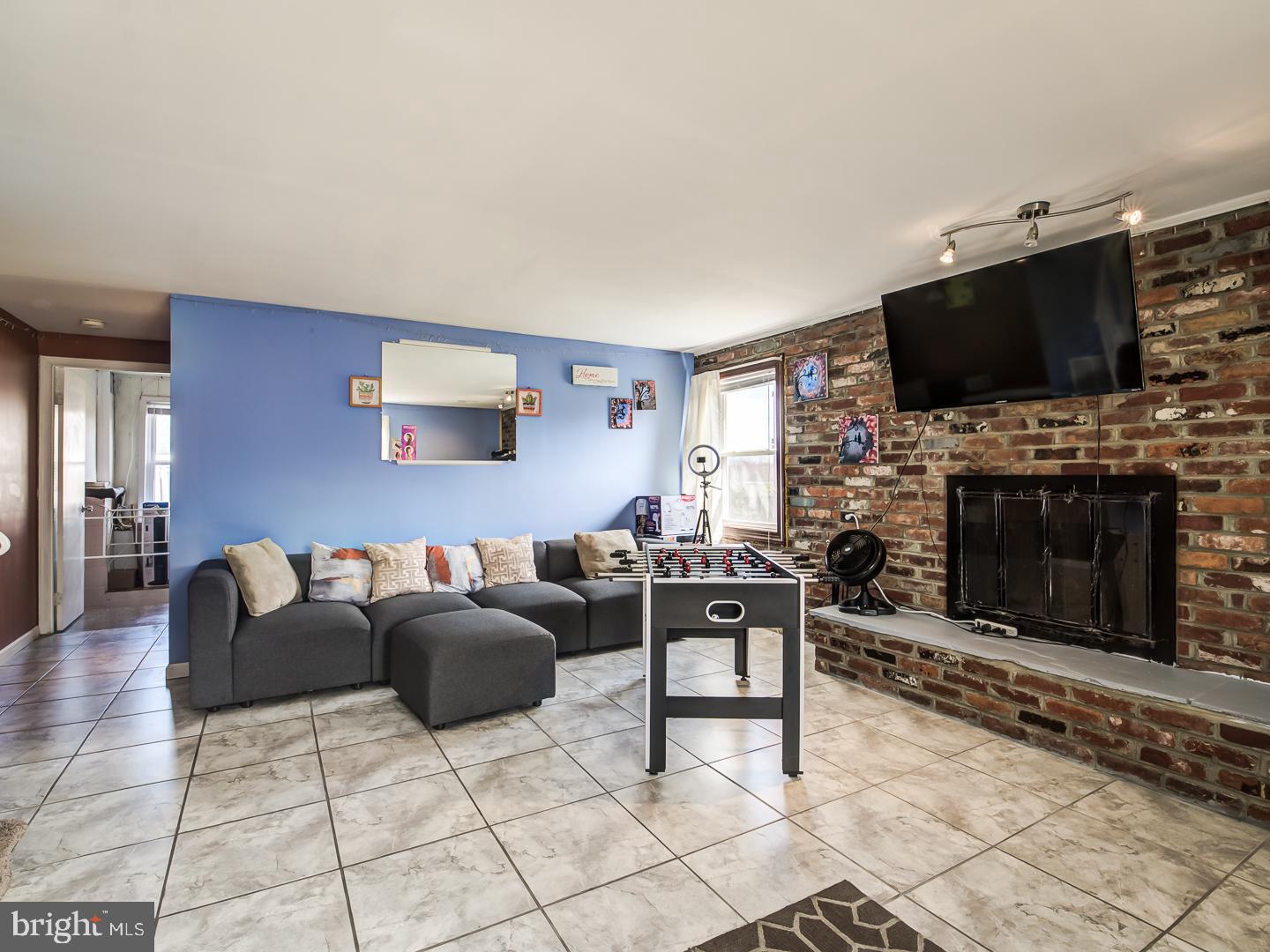 MARLTON - Residential