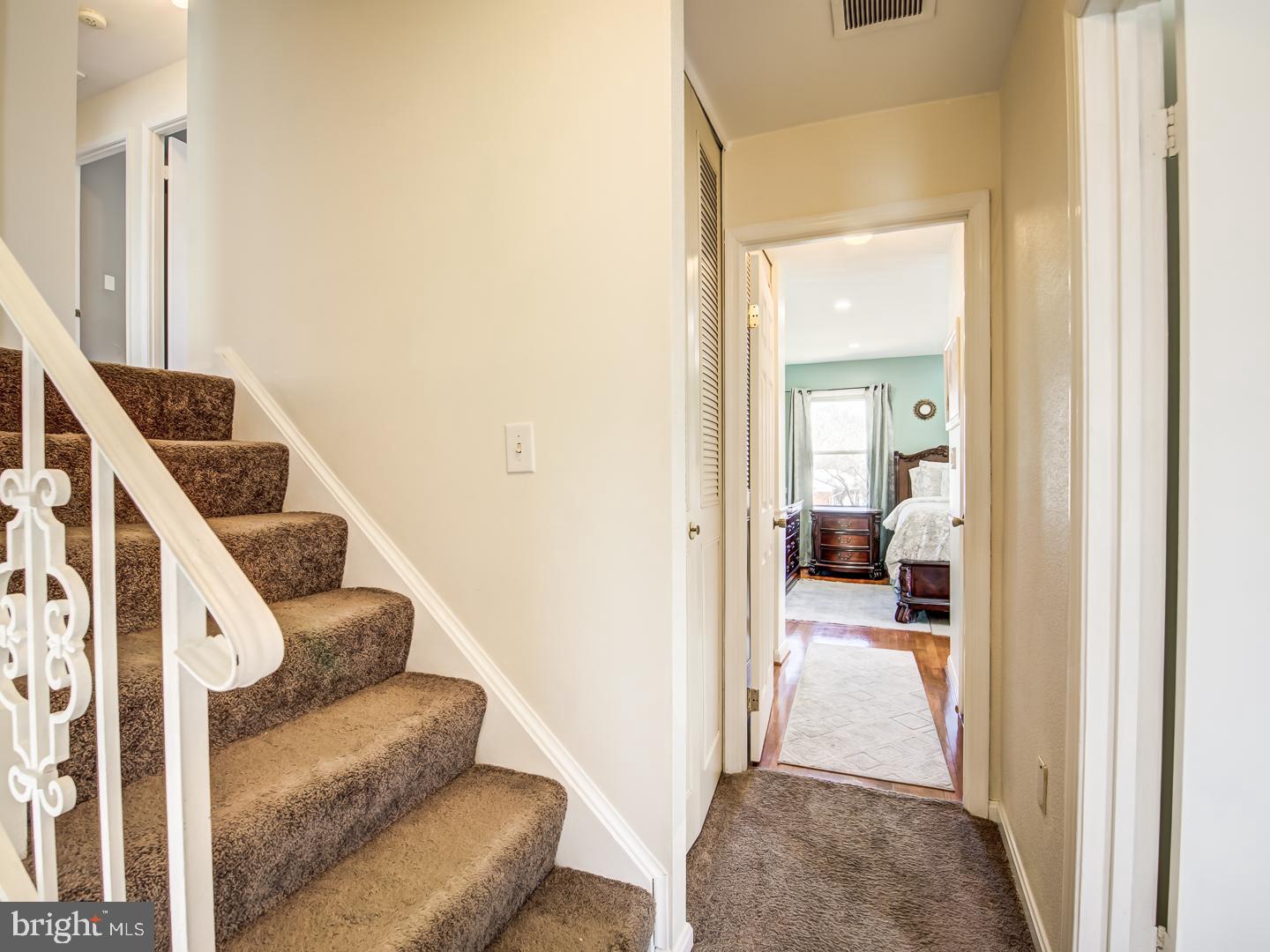 MARLTON - Residential