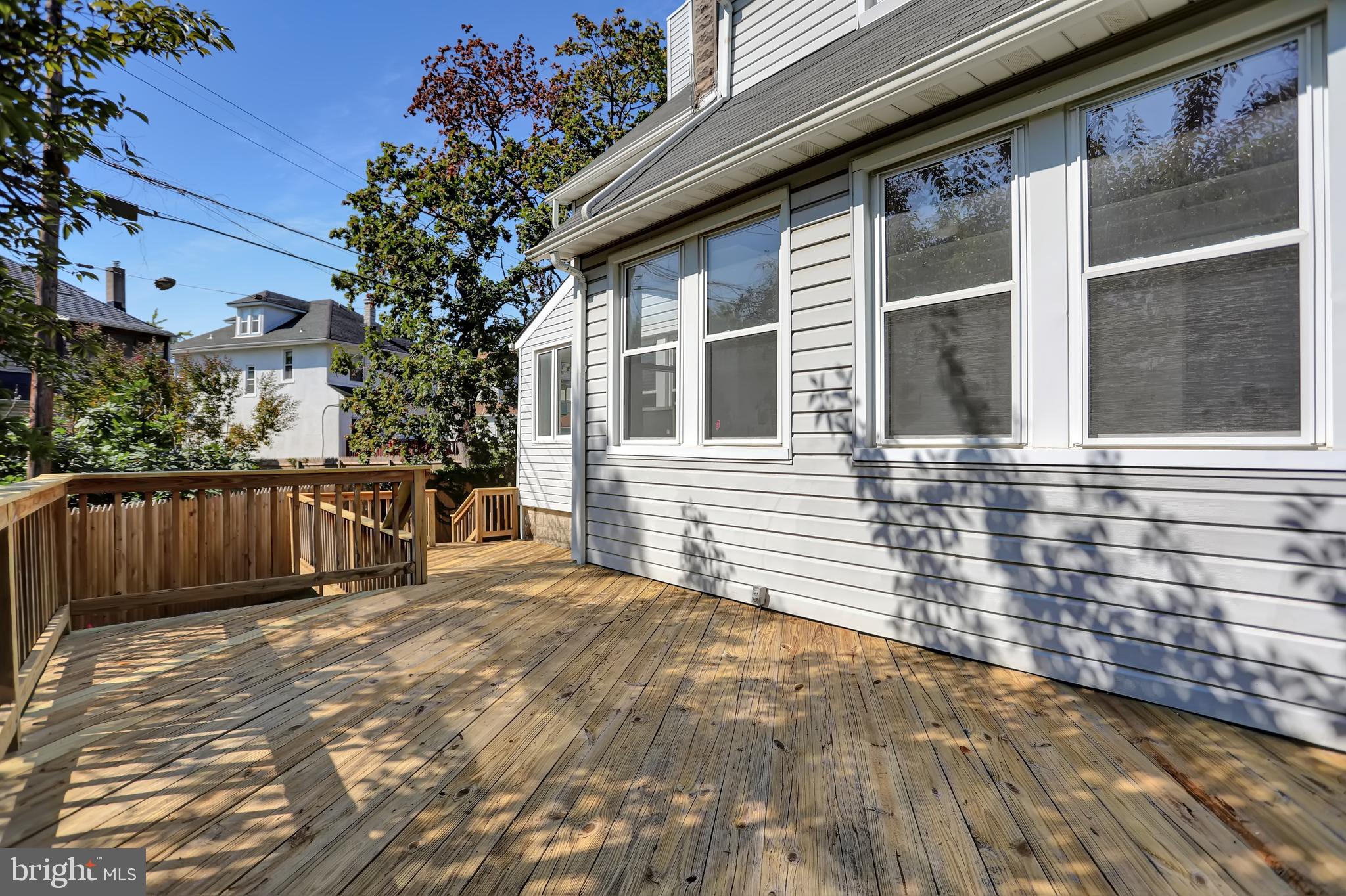 BEVERLY HILLS - Residential