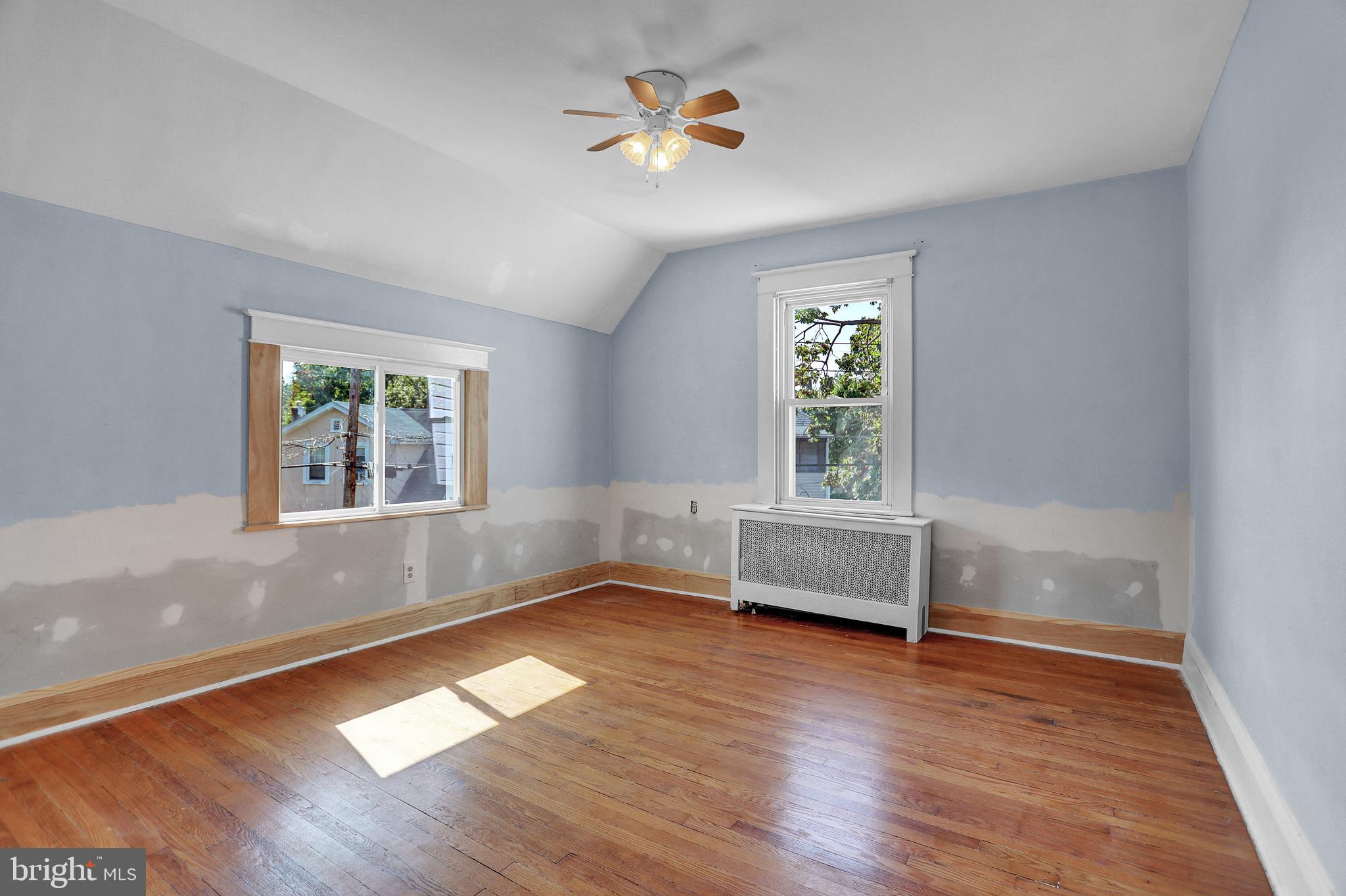 BEVERLY HILLS - Residential