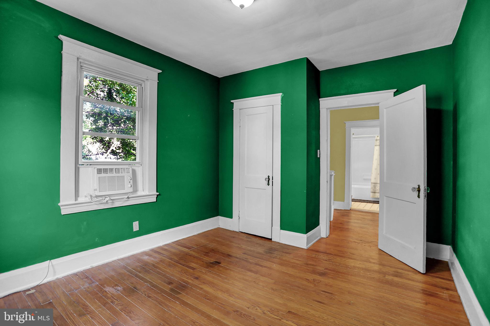 BEVERLY HILLS - Residential