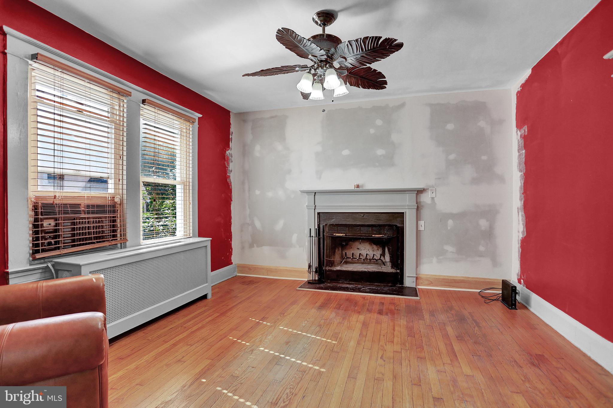 BEVERLY HILLS - Residential