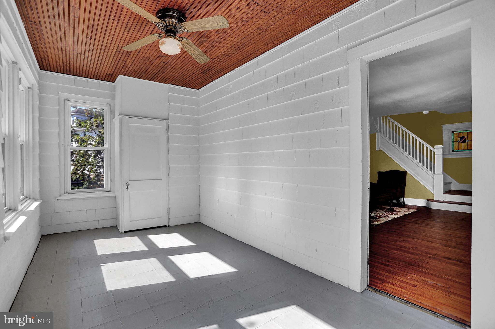 BEVERLY HILLS - Residential