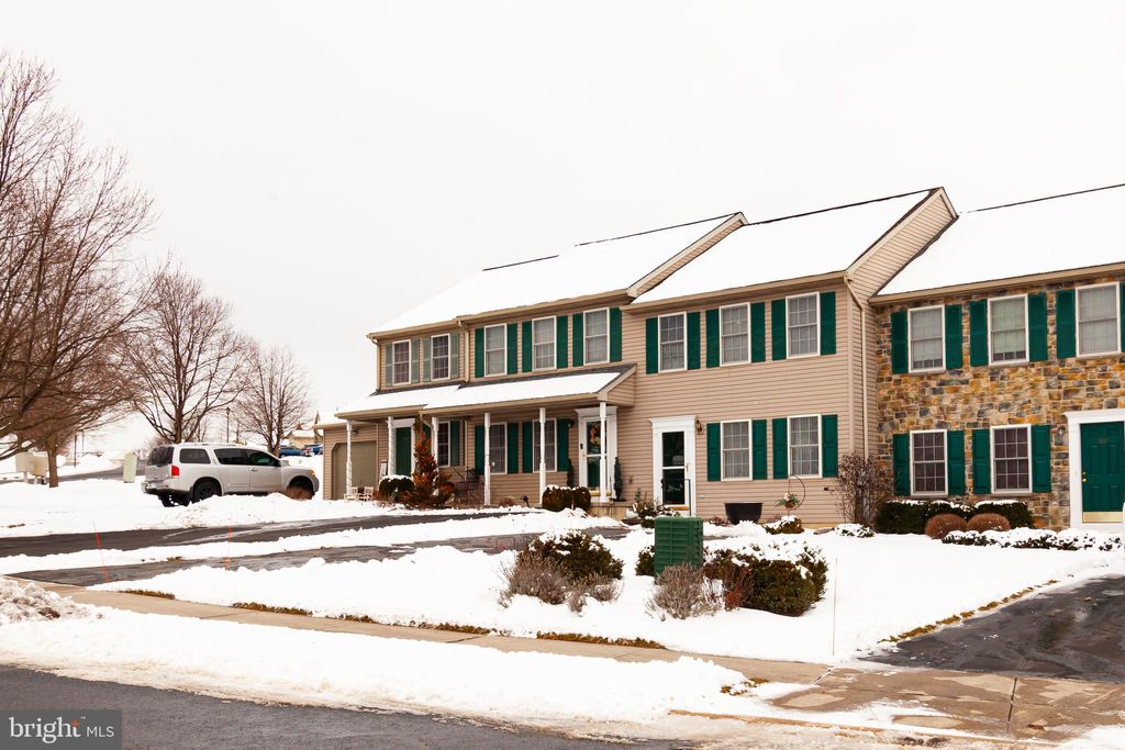 Photo of 509 Wood Duck Drive, Manheim, PA 17545 (MLS # PALA2045940)