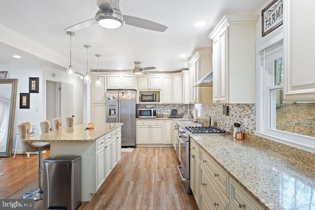 ANDORICK ACRES - Residential