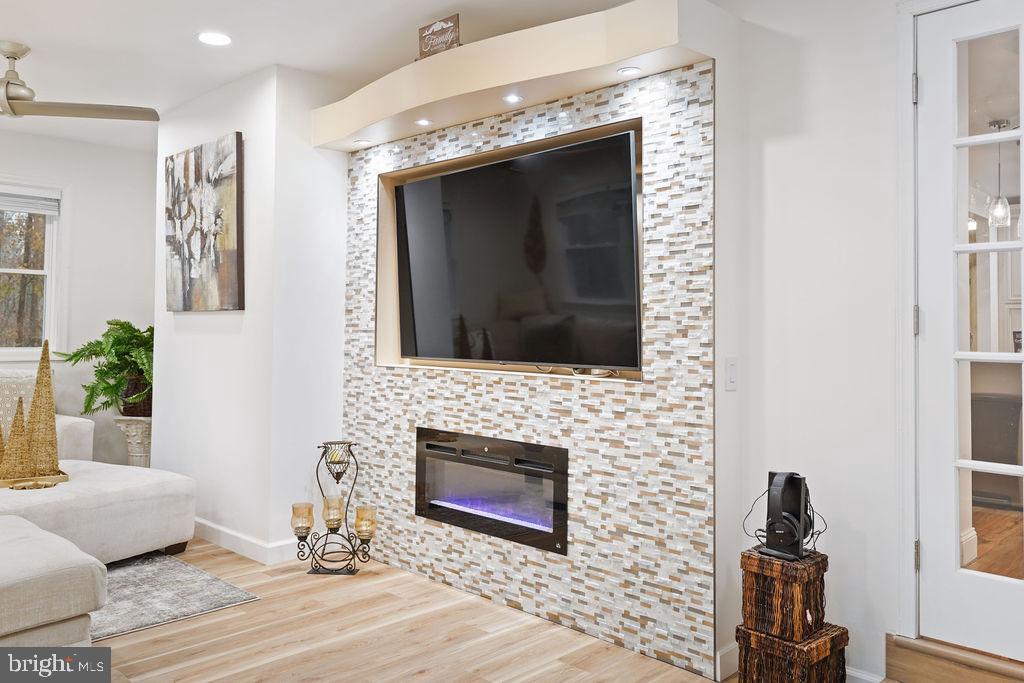 ANDORICK ACRES - Residential