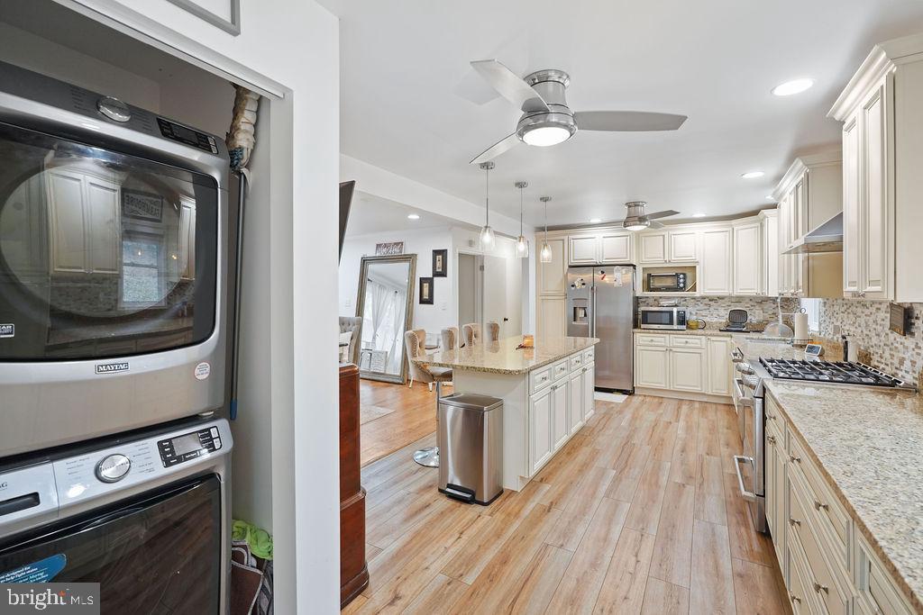 ANDORICK ACRES - Residential