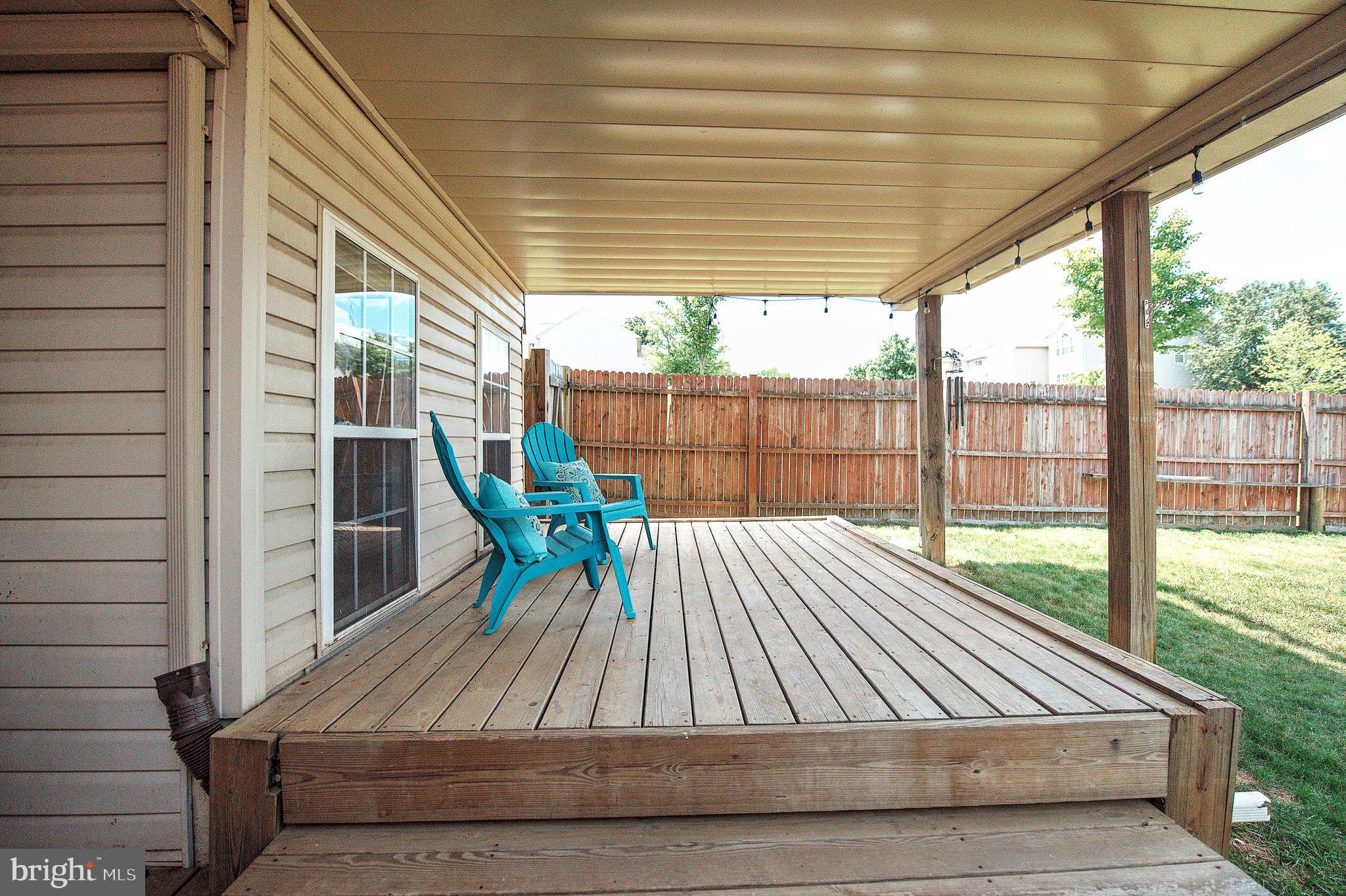 CONSTANT FRIENDSHIP - Residential