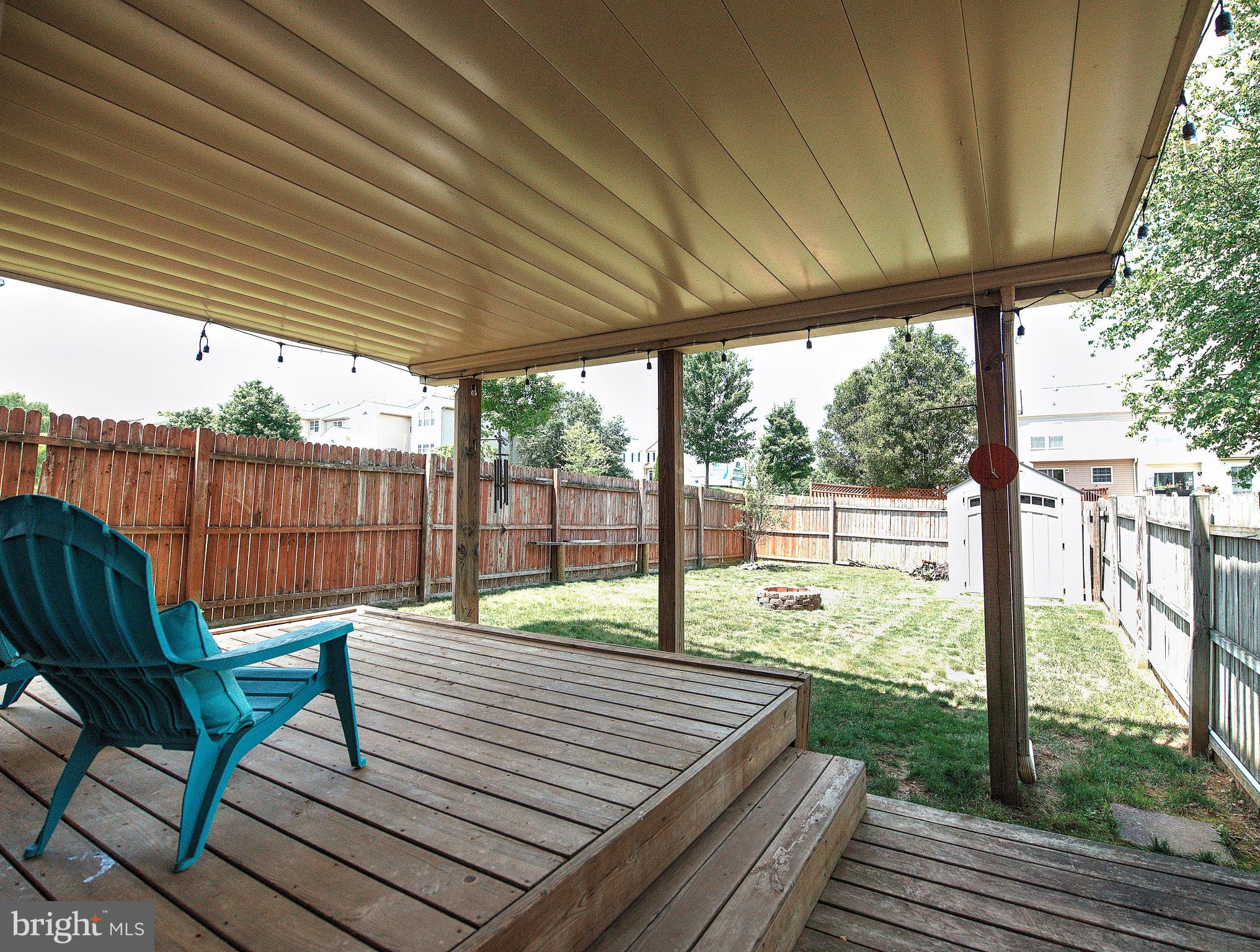 CONSTANT FRIENDSHIP - Residential