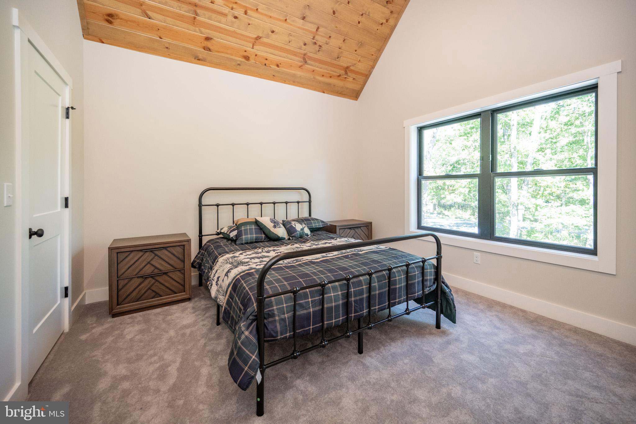 RED BRUSH - Residential