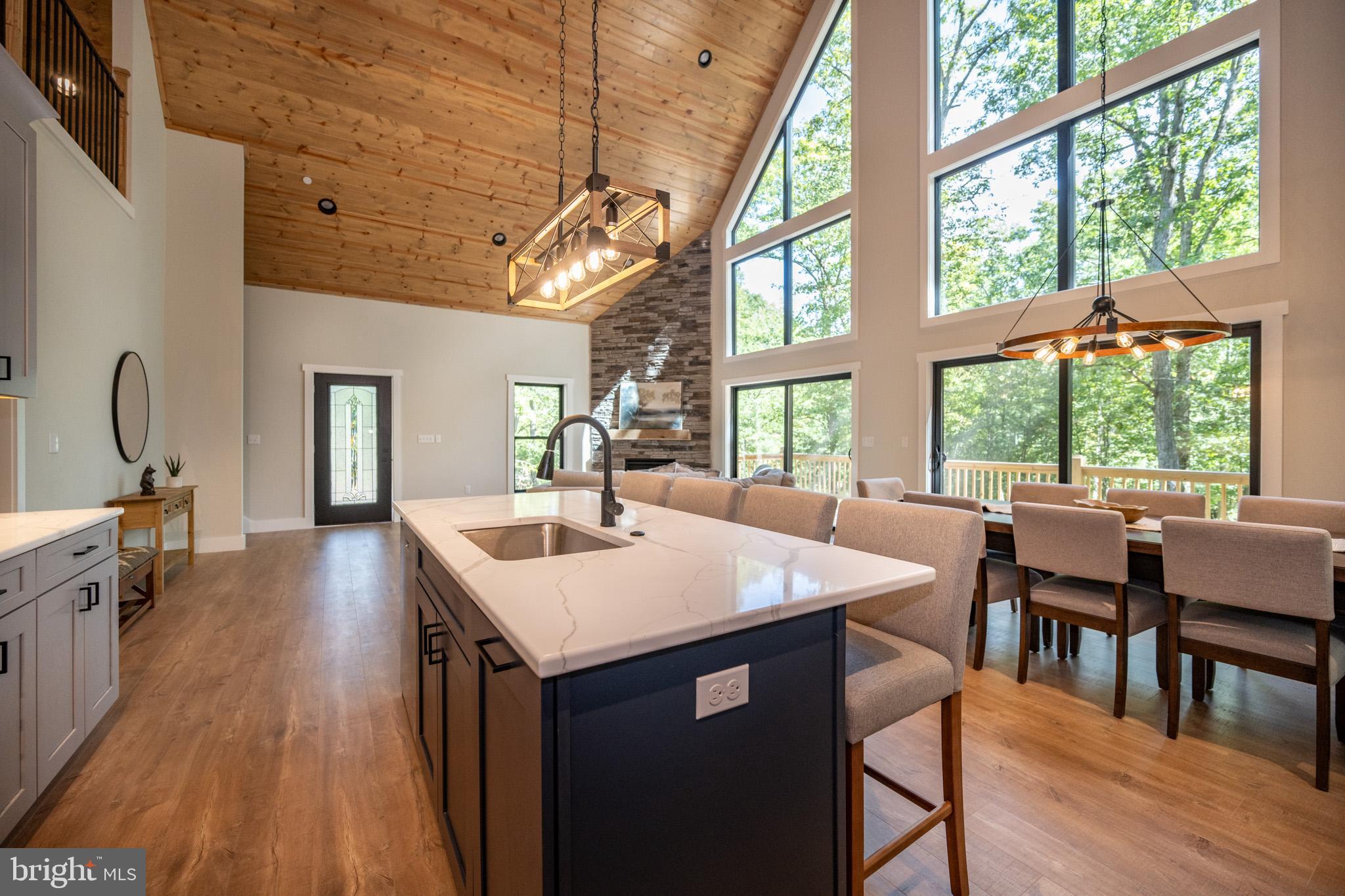 RED BRUSH - Residential