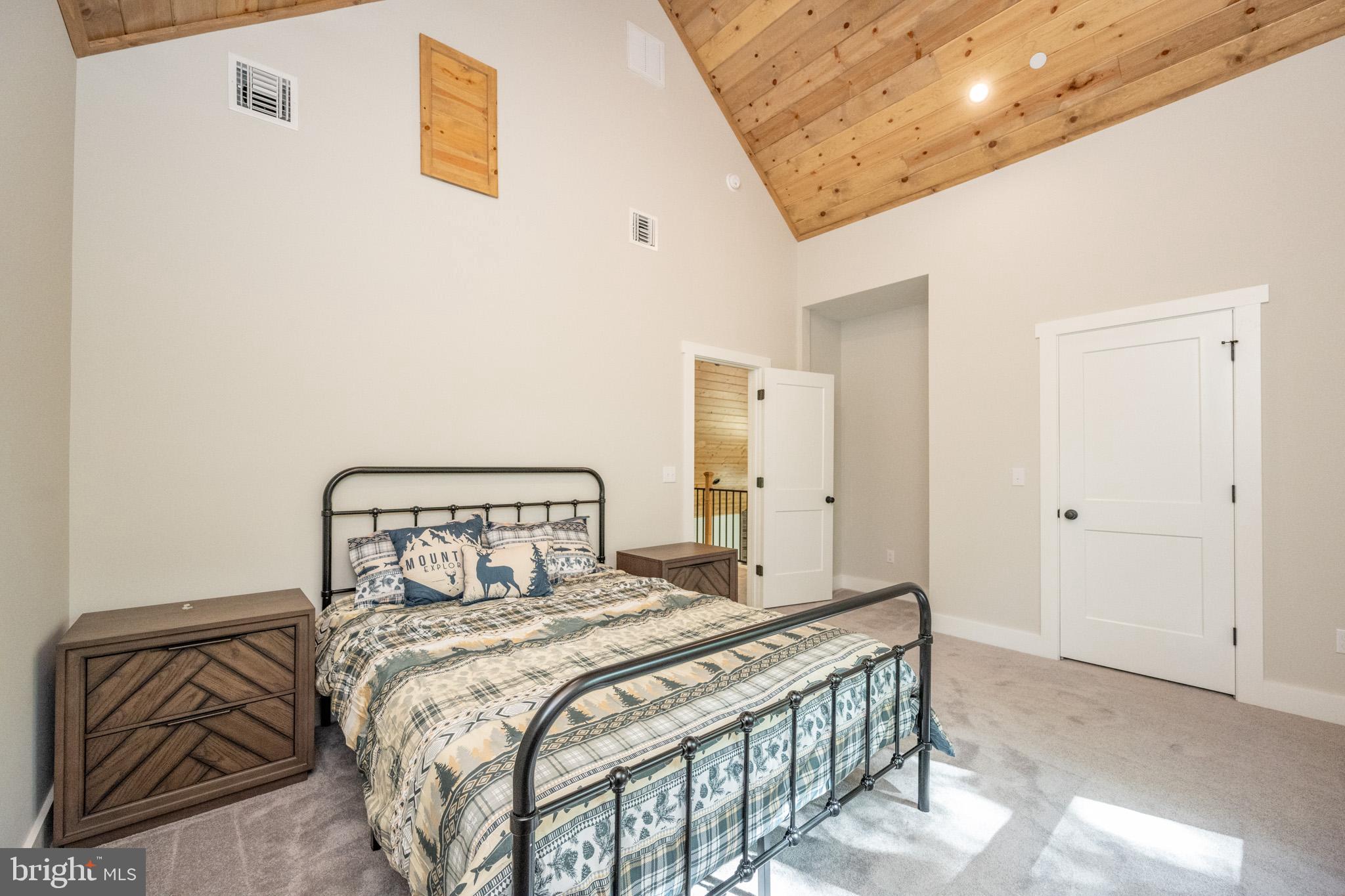 RED BRUSH - Residential