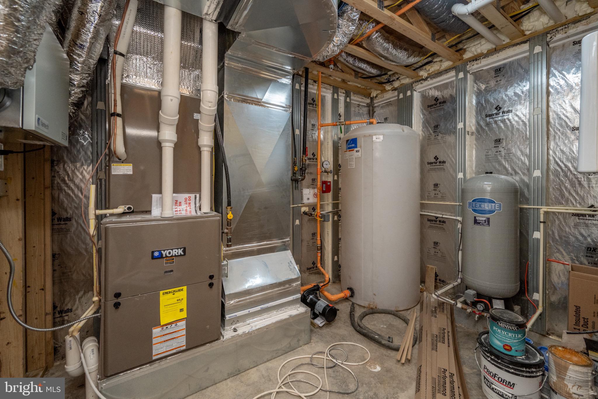 RED BRUSH - Residential