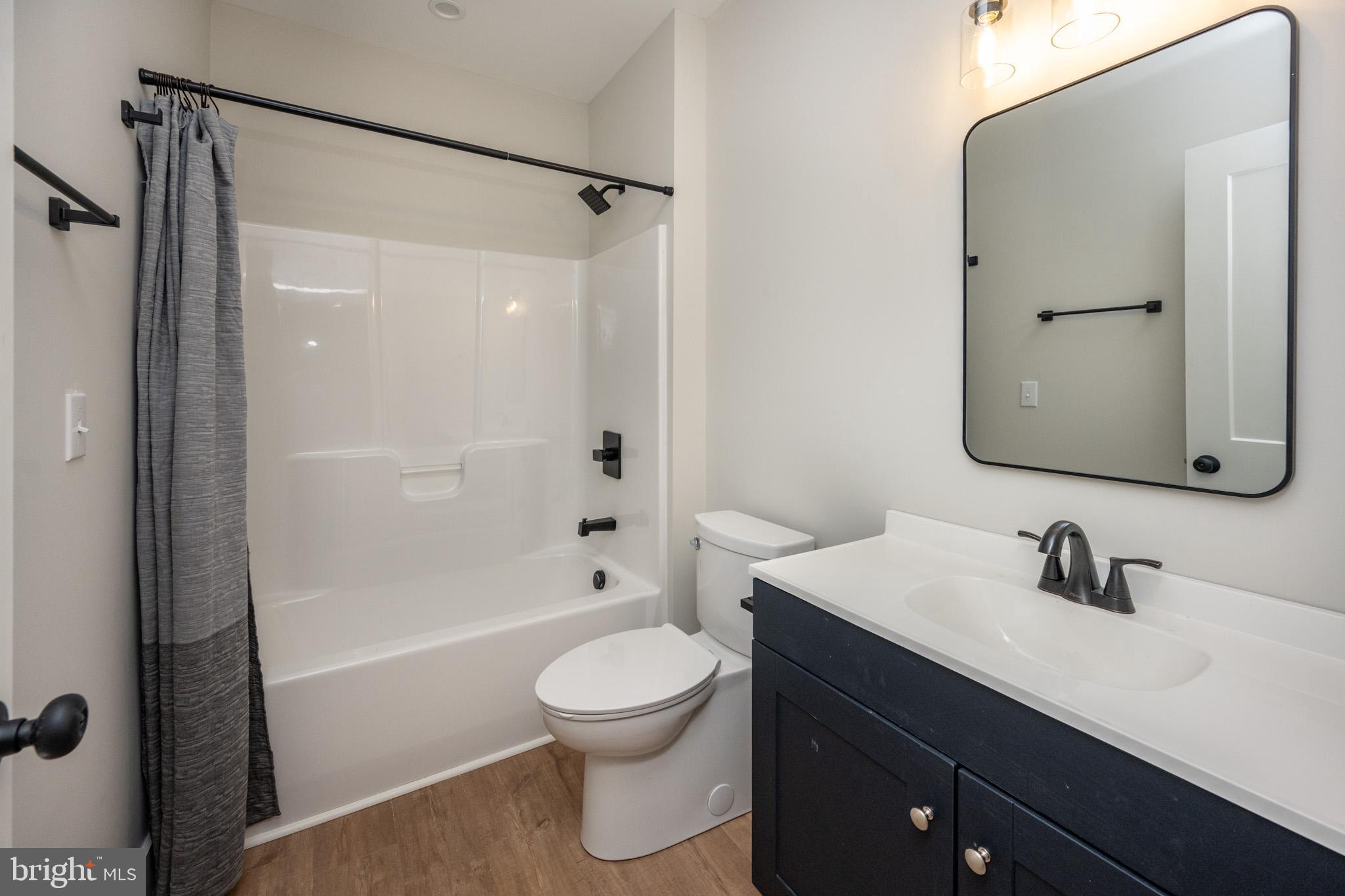 RED BRUSH - Residential