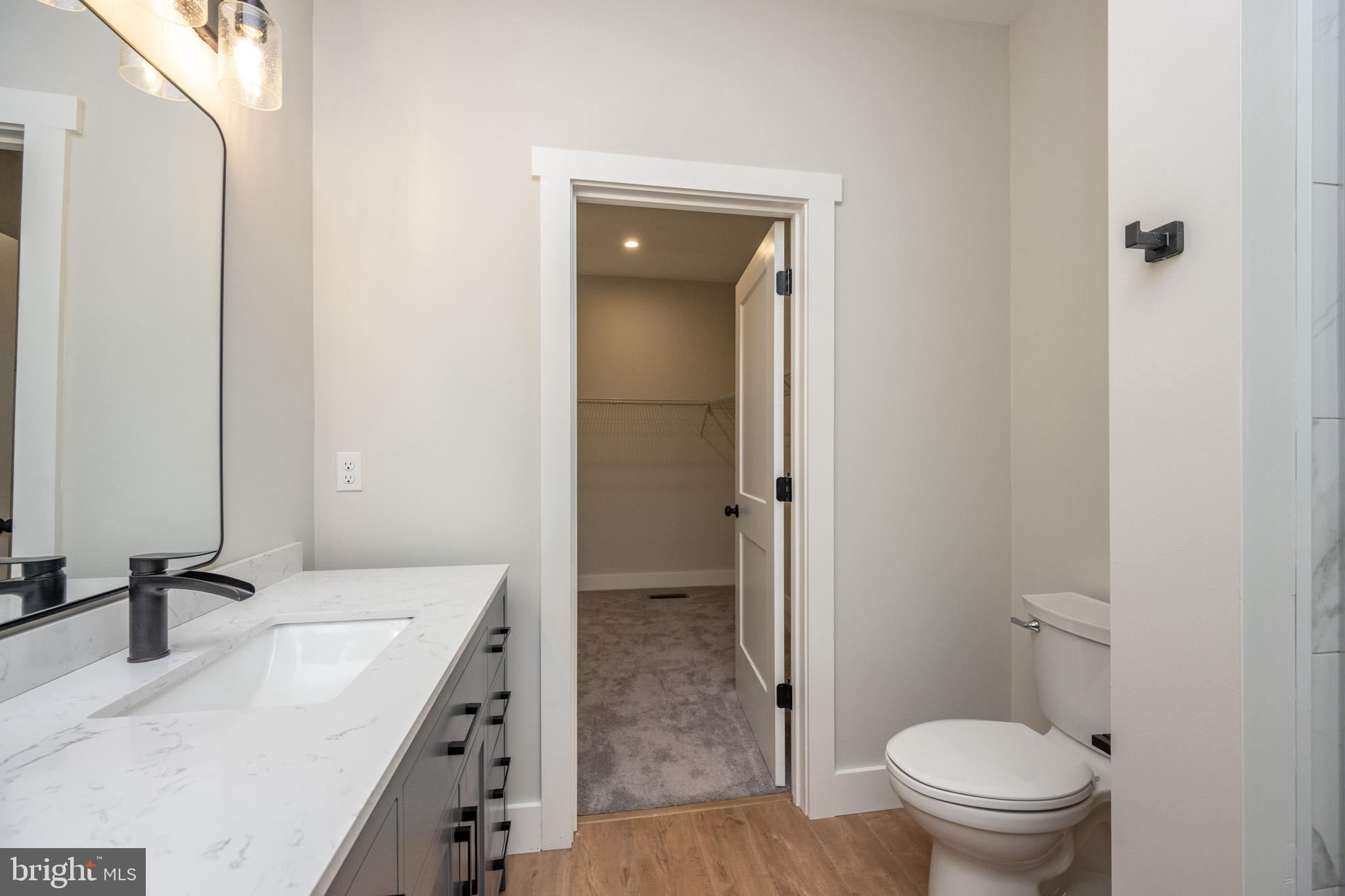 RED BRUSH - Residential