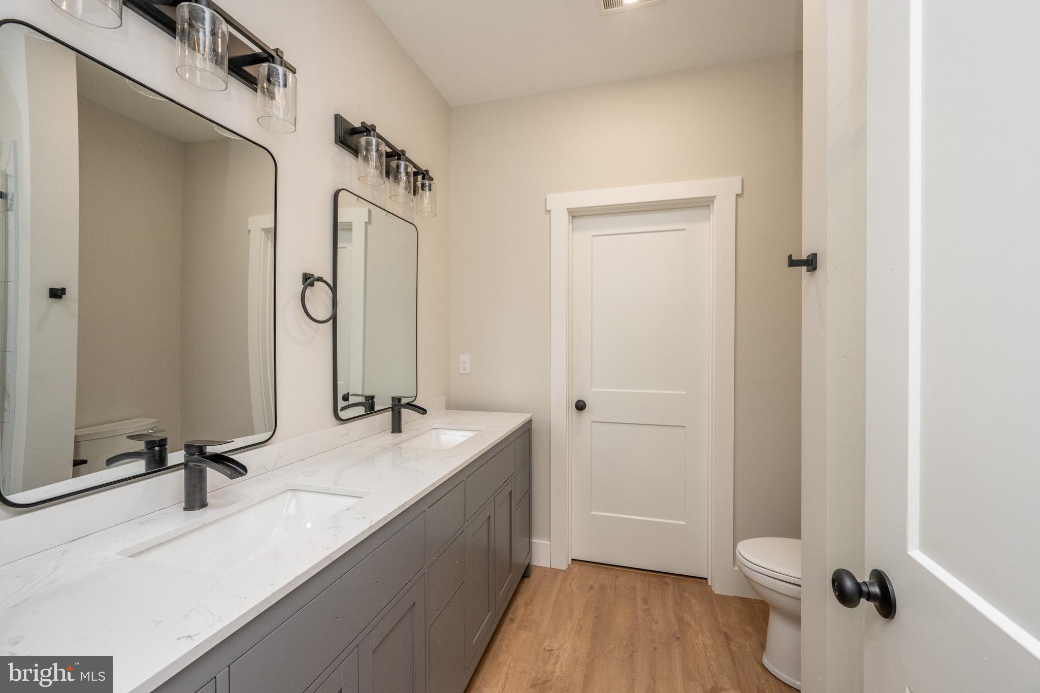 RED BRUSH - Residential