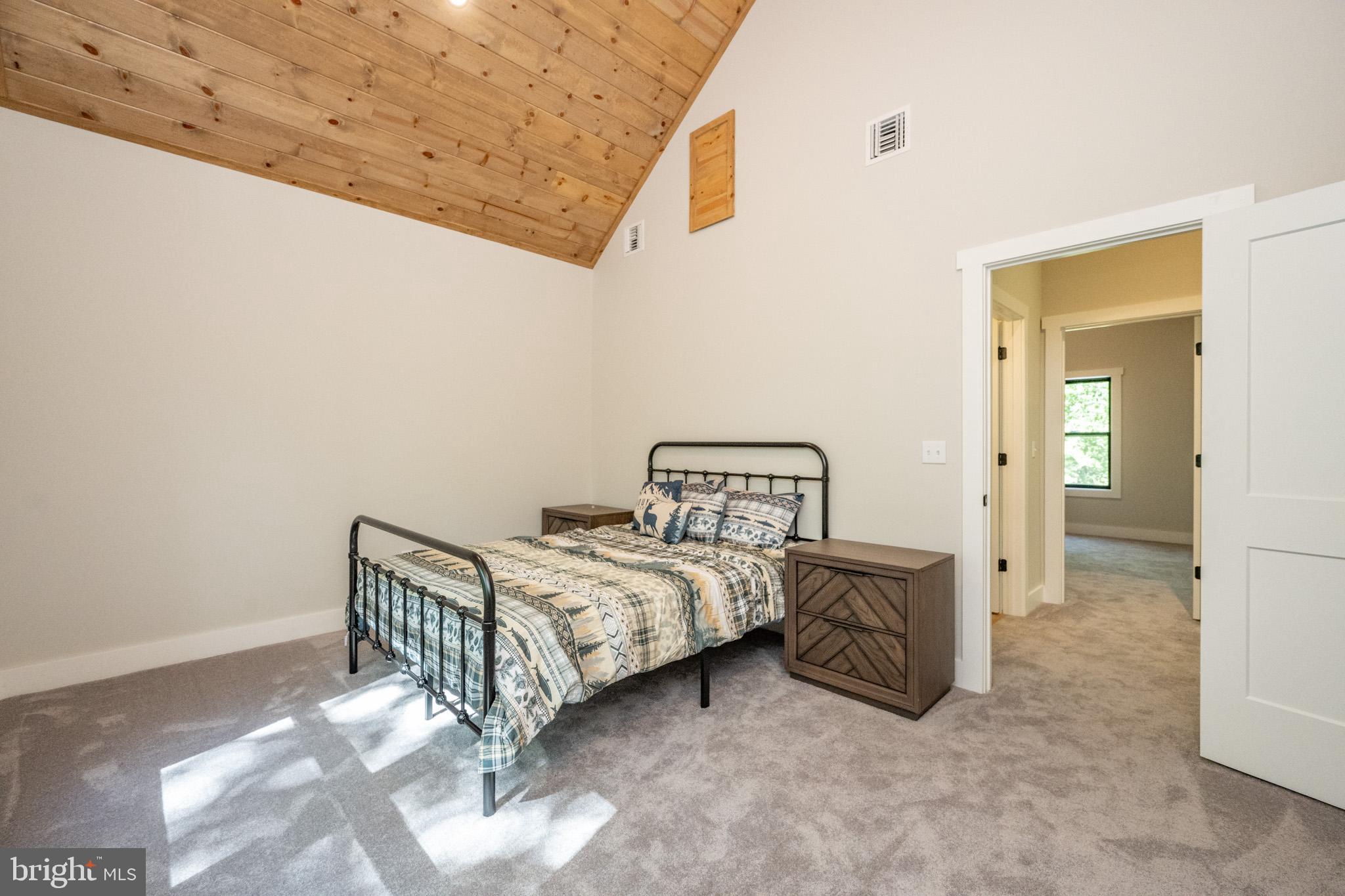 RED BRUSH - Residential