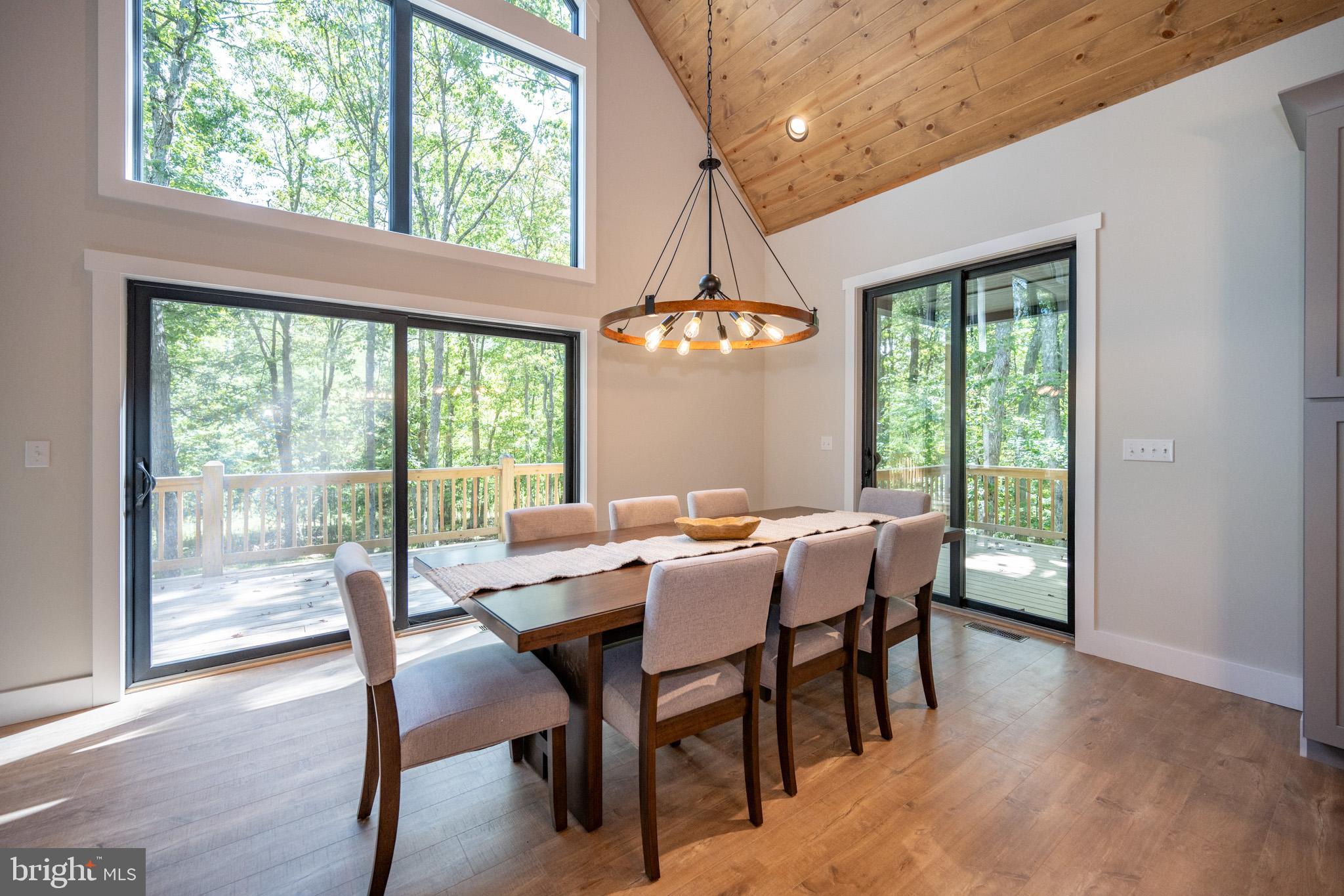 RED BRUSH - Residential