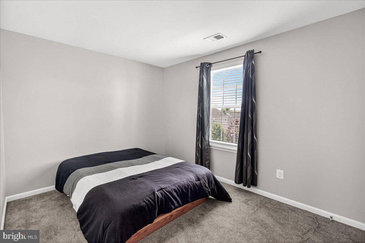 SUN MEADOW - Residential